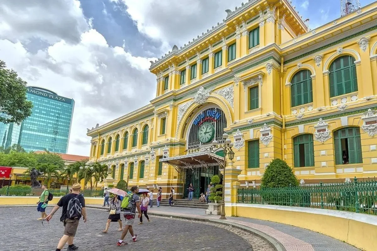 Ho Chi Minh City Vietnamese Saigon central post office