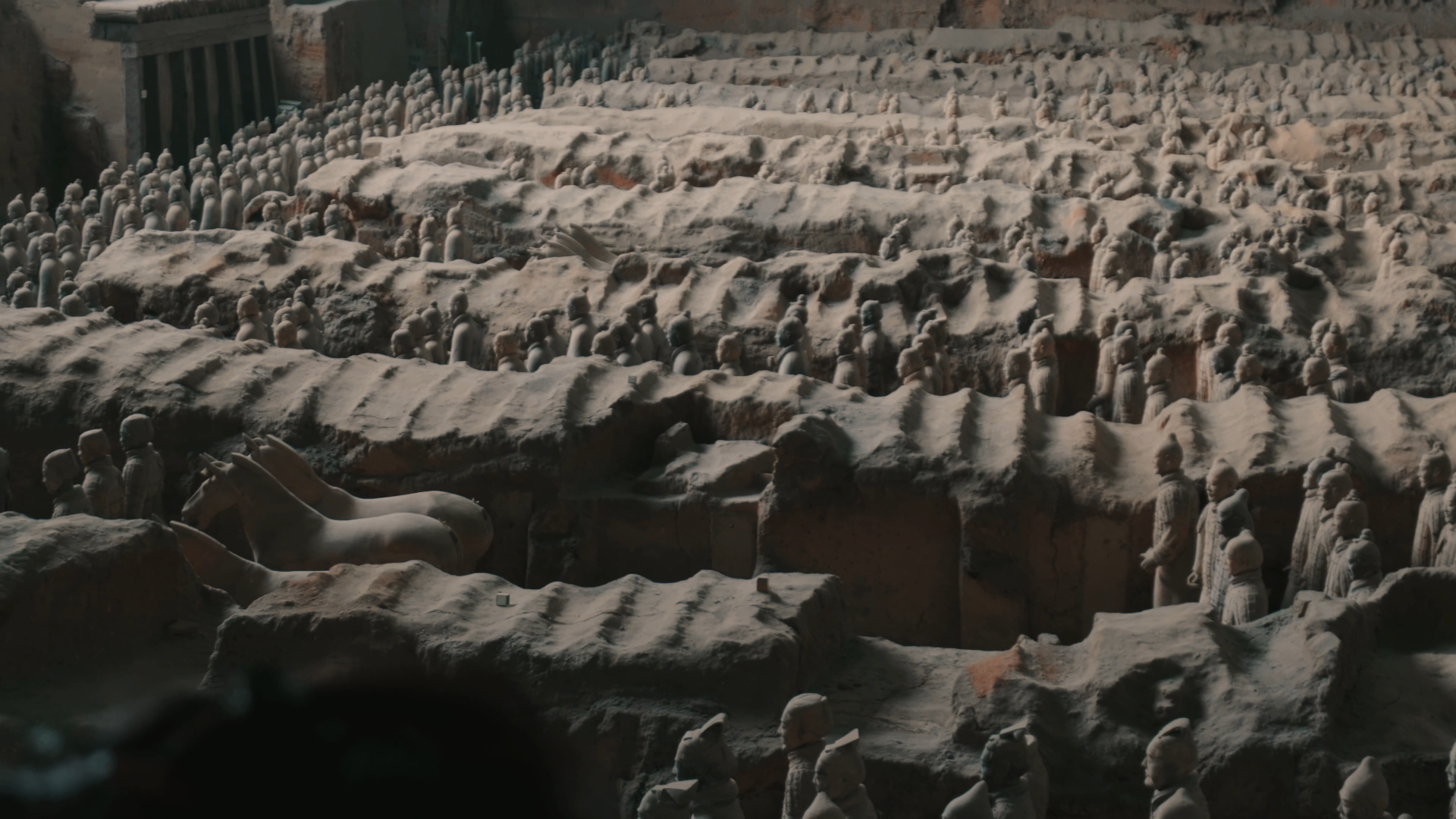 terracotta army warriors mausoleum of Qin Shi Huang