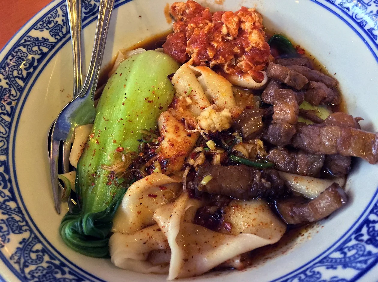 Xi’An Muslim Quarter Street food biang biang noodles hand pulled