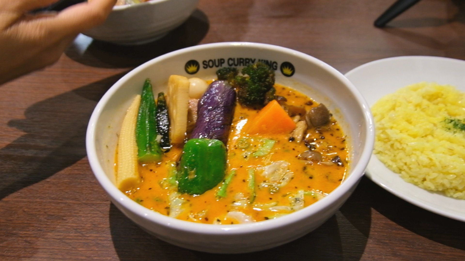 hokkaido food sapporo soup curry king