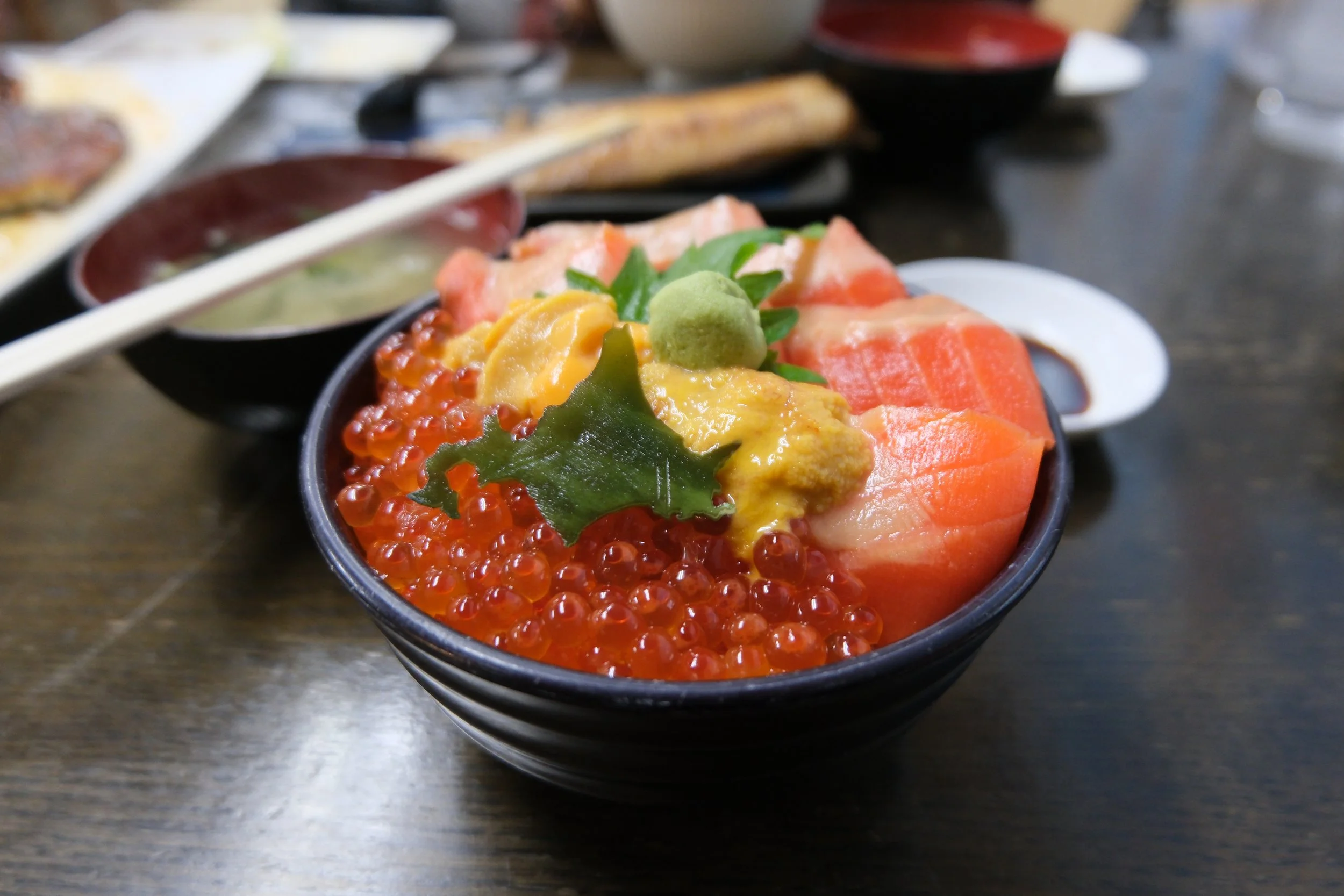 salmon rice bowl otaru sankaku market