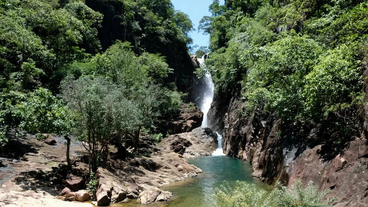 Mu Ko Chang National Park Klong Nueng Waterfall