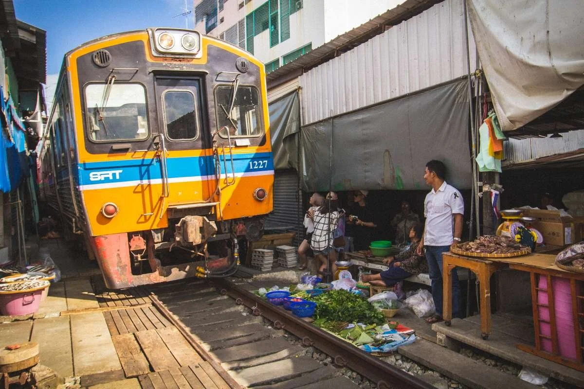 Maeklong Railway Market