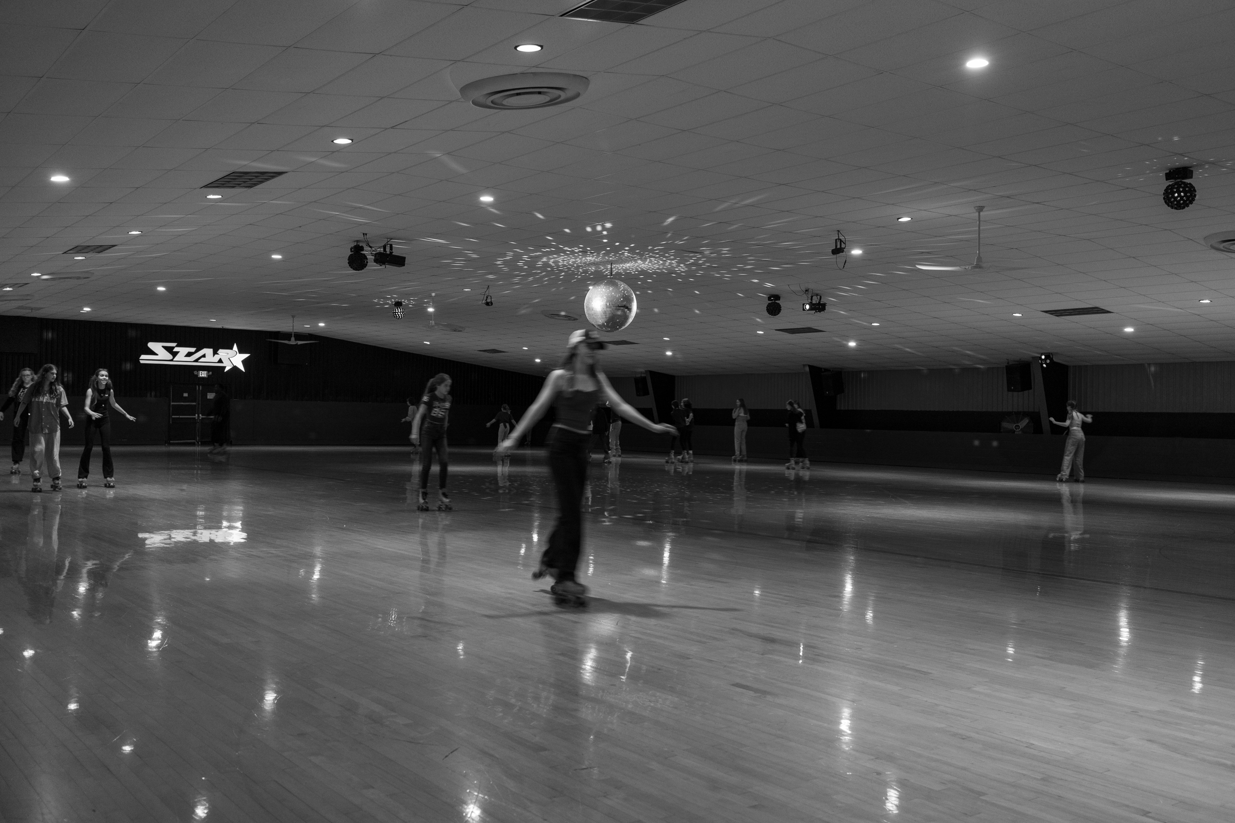 harand_camp-2025-session_two-roller_skating-01.png