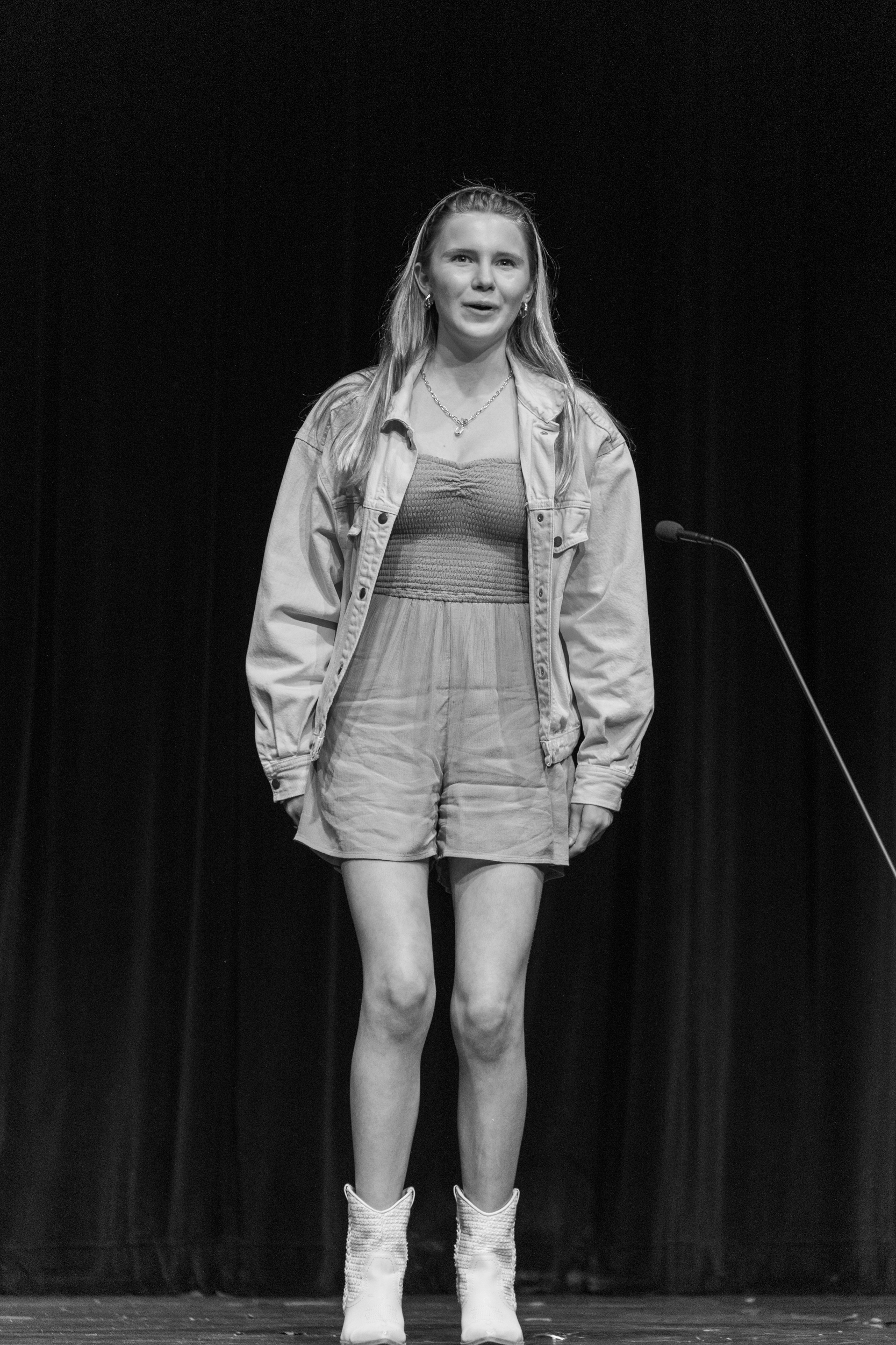 harand_camp-2025-2nd_session-camper-counselor_concert-45.png