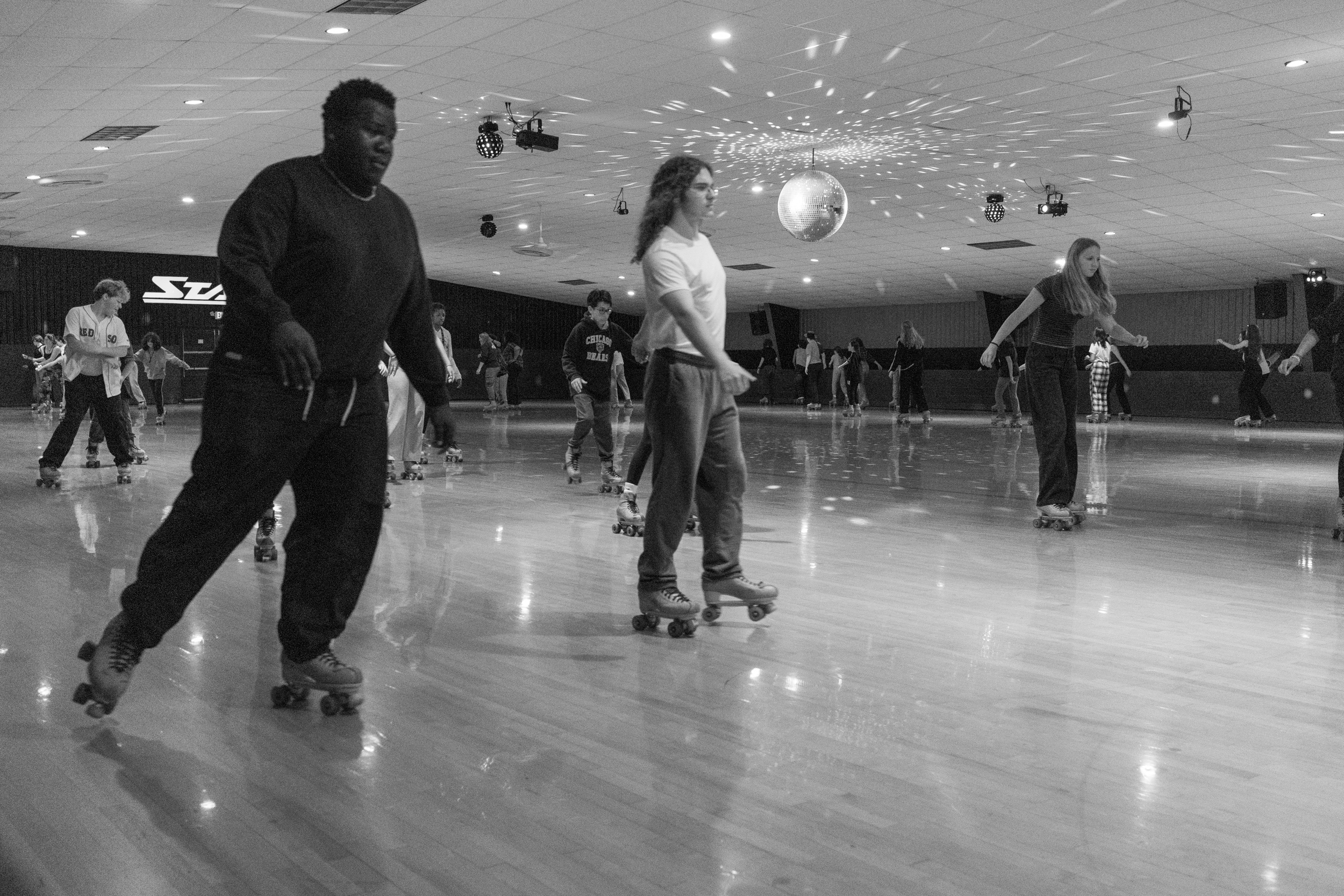 harand_camp-2025-session_two-roller_skating-04.png