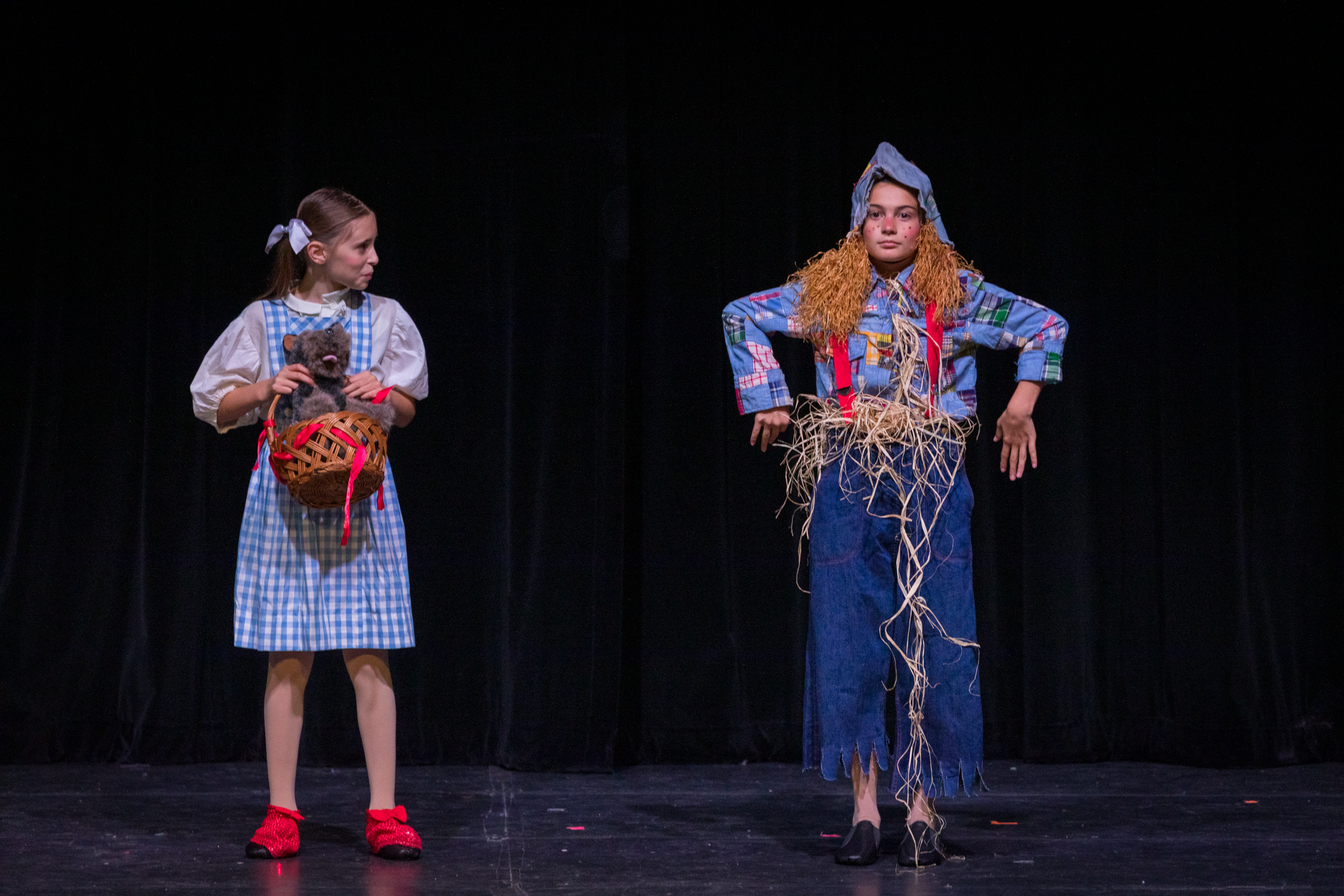 harand_camp-2025-festival_of_shows-wizard_of_oz-34.png