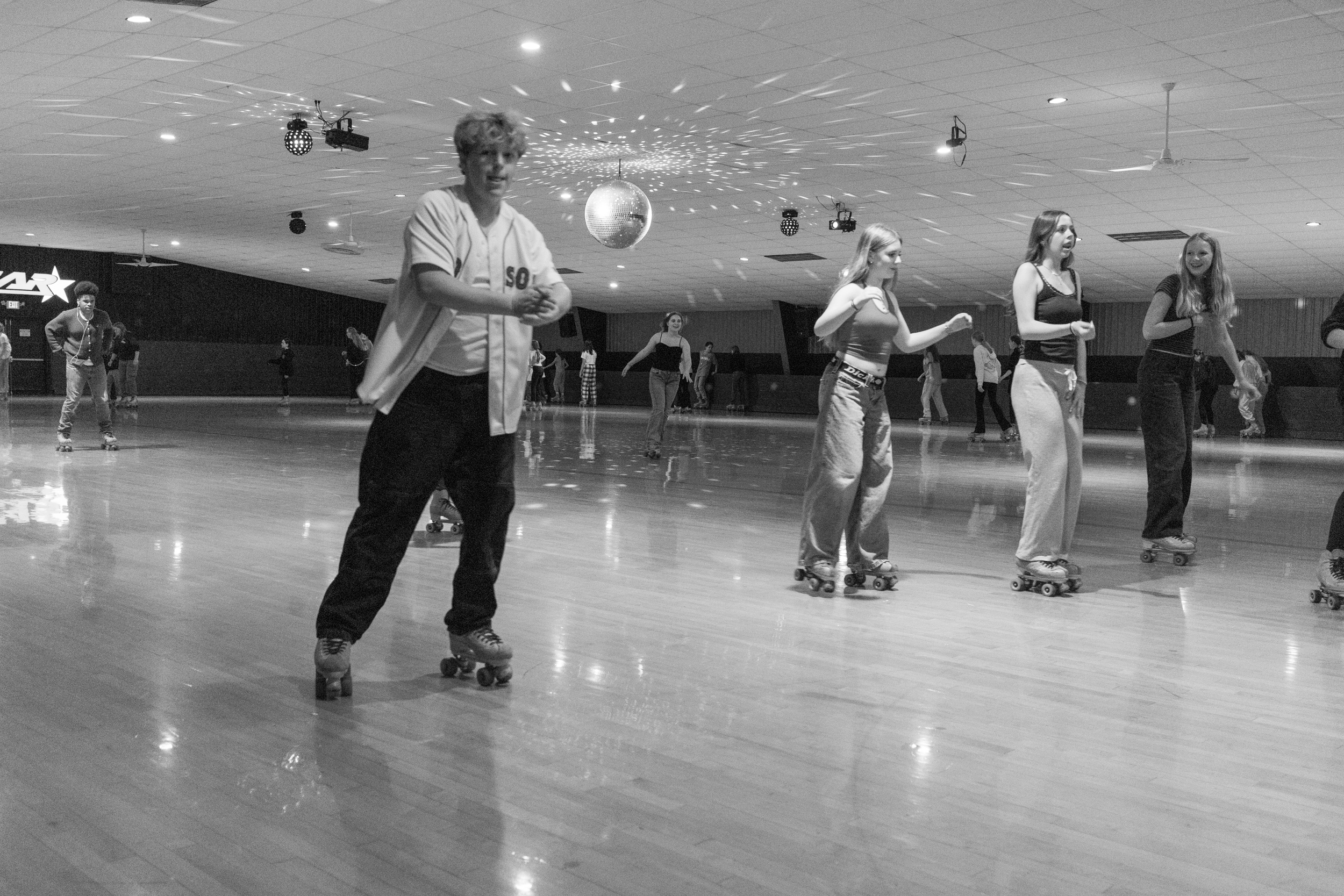 harand_camp-2025-session_two-roller_skating-05.png