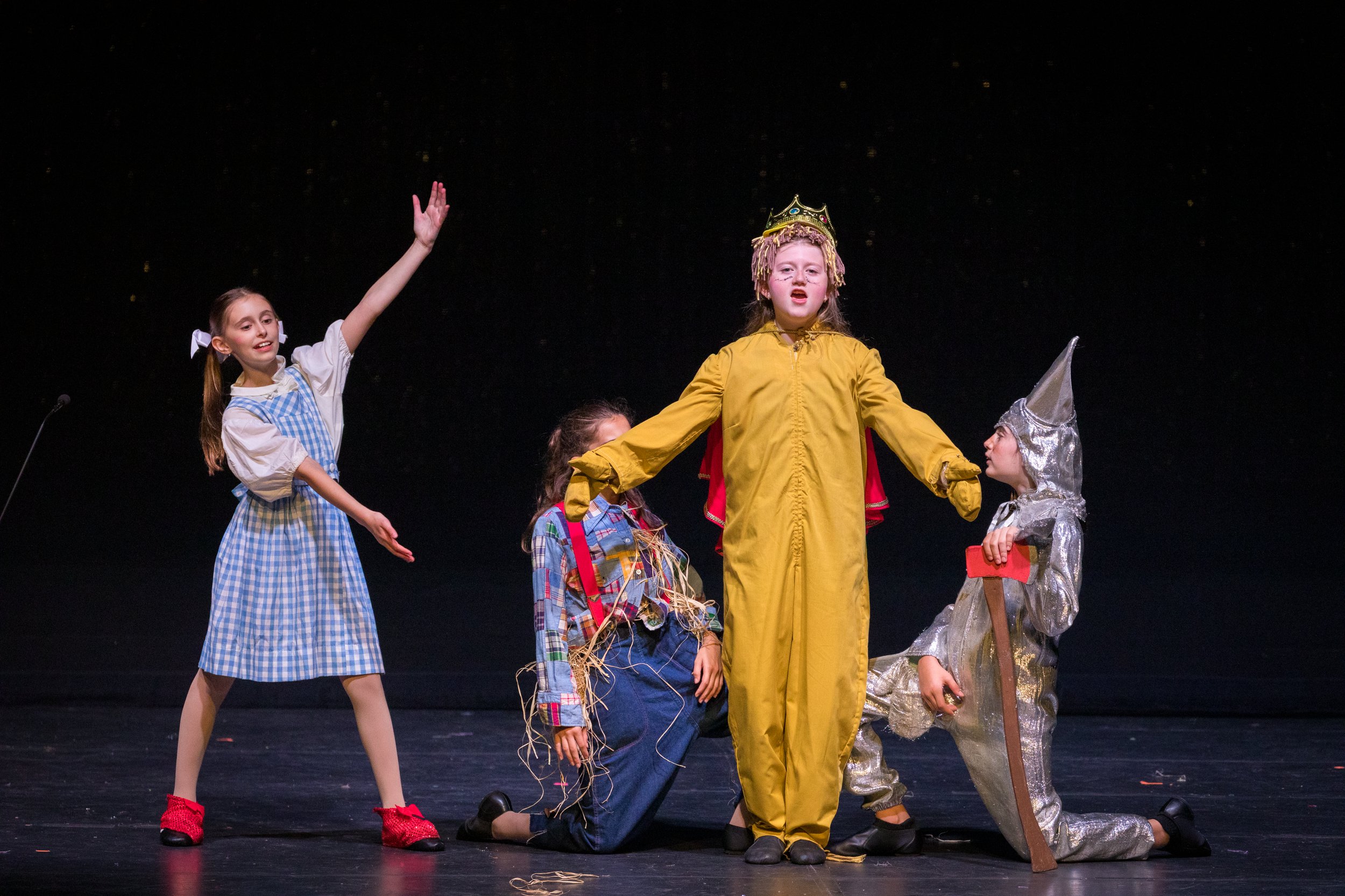 harand_camp-2025-festival_of_shows-wizard_of_oz-61.png