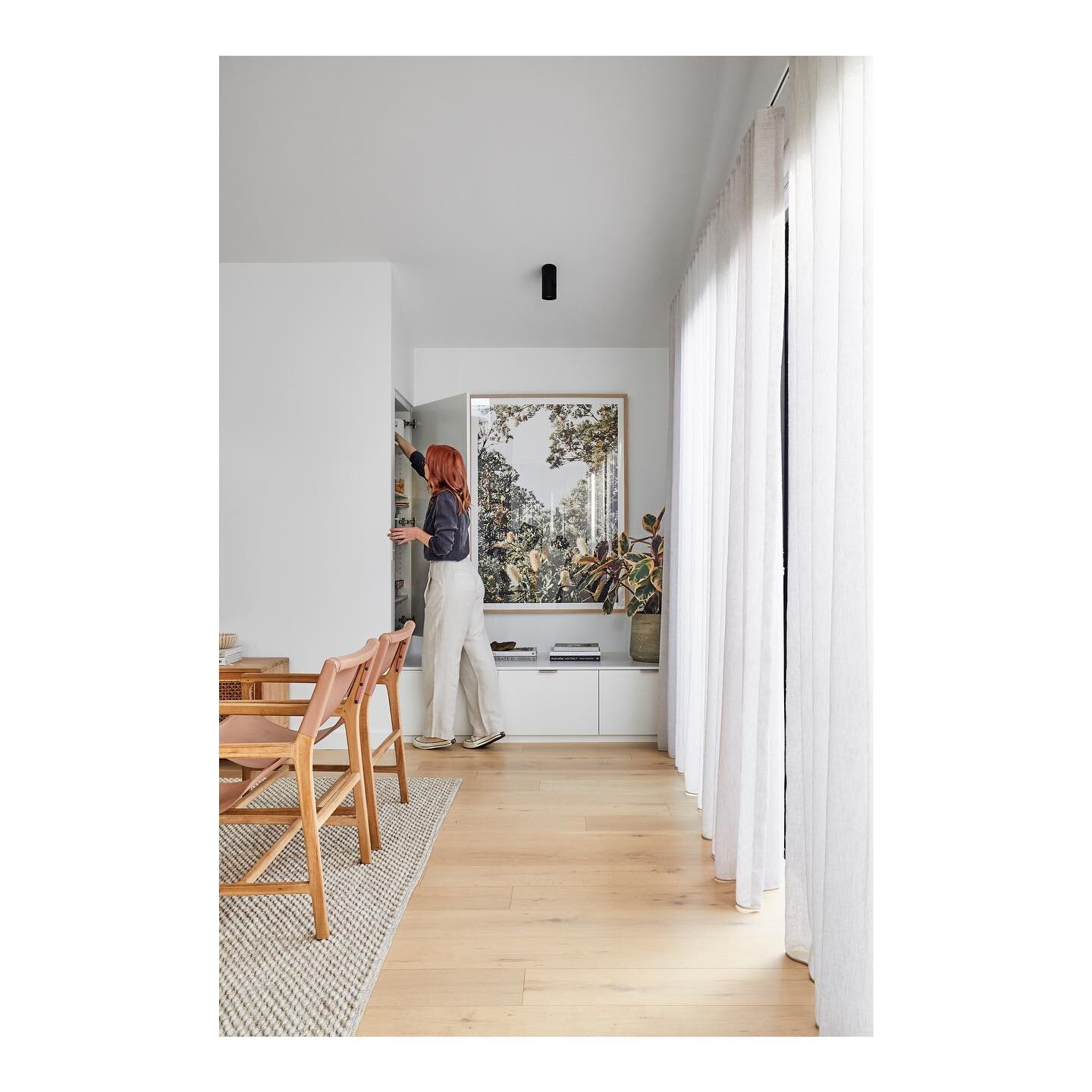 Is there anything more satisfying than having clever spaces to hide away the unsightly must haves? 

Autumn street utilizes every inch of space with smart storage solutions. This hidden cupboard provides the perfect location for the foxtel box, inter