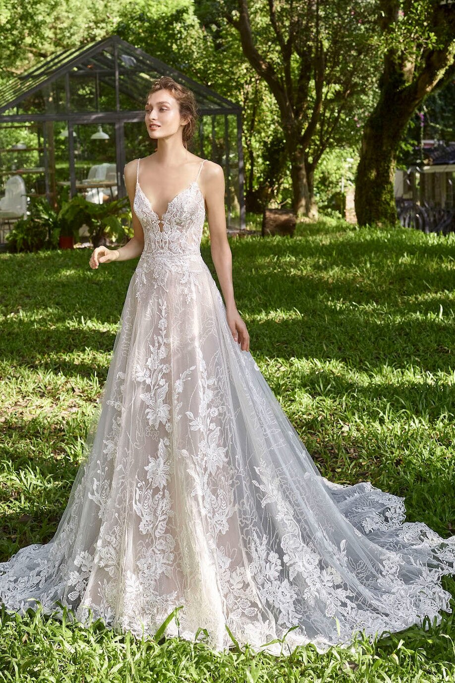 Elegant Wedding Dresses Long Sleeves Scoop Neck Sweep Train Lace Bridal  Gowns | eBay