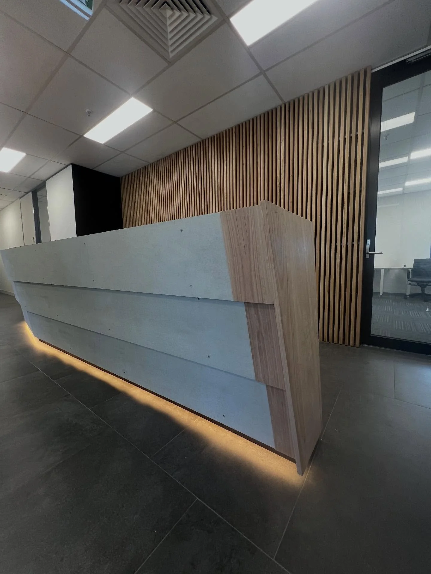 Something a little different.  Custom office fit out for a formwork company. Taking shape nicely, all ready for a stainless steel top and bench for the front reception. Black butt and Barestone looks sharp👌