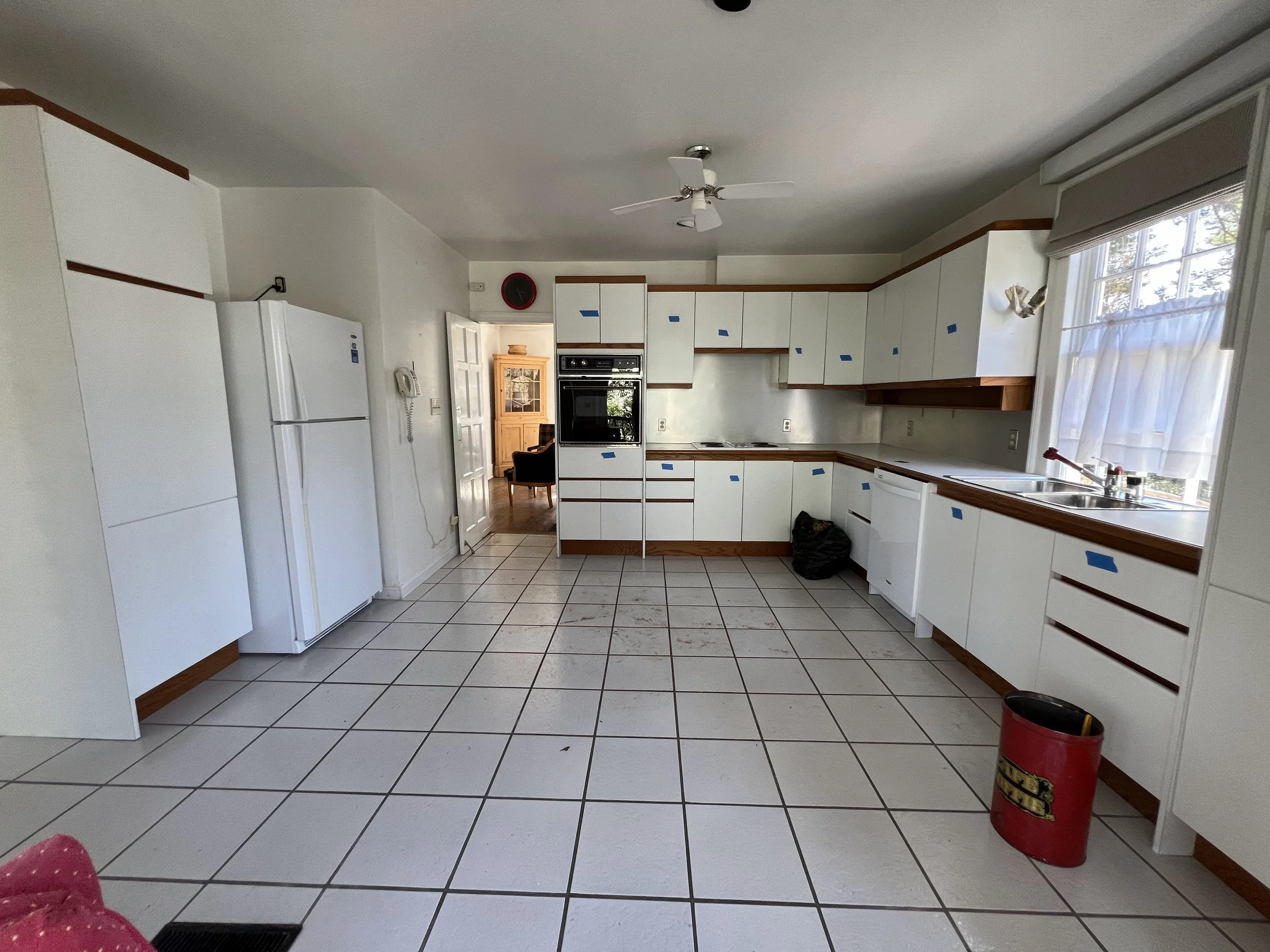 outdated kitchen prior to complete kitchen renovation and design by cat french design chapel hill interior designer durham interior designer