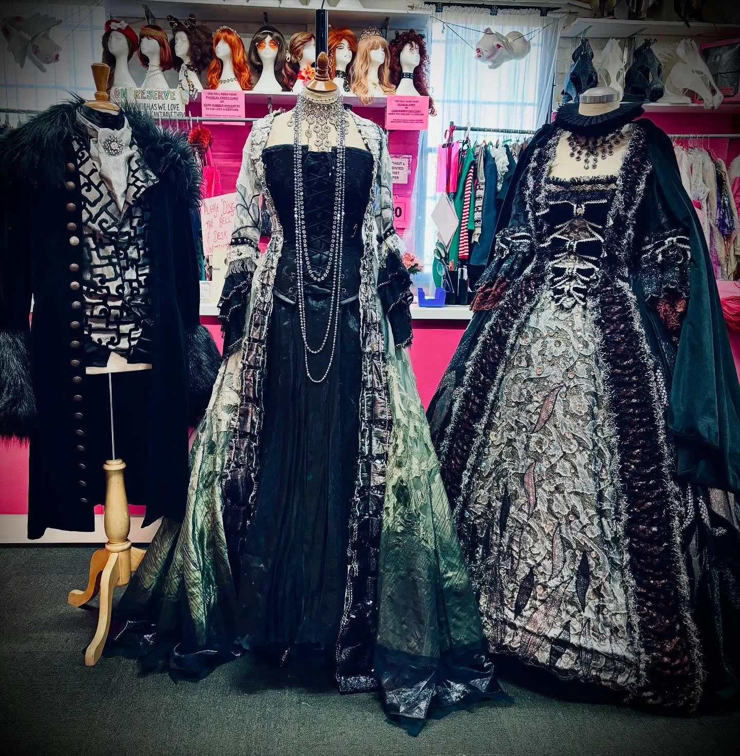 Some ornate art finished vintage opera and theatre costumes from our collection for a gothic midwinter ball ❄️🌚🖤 #fancydress #operacostumes #antiquetheatrecostume #artfinishing #gothaesthetic
