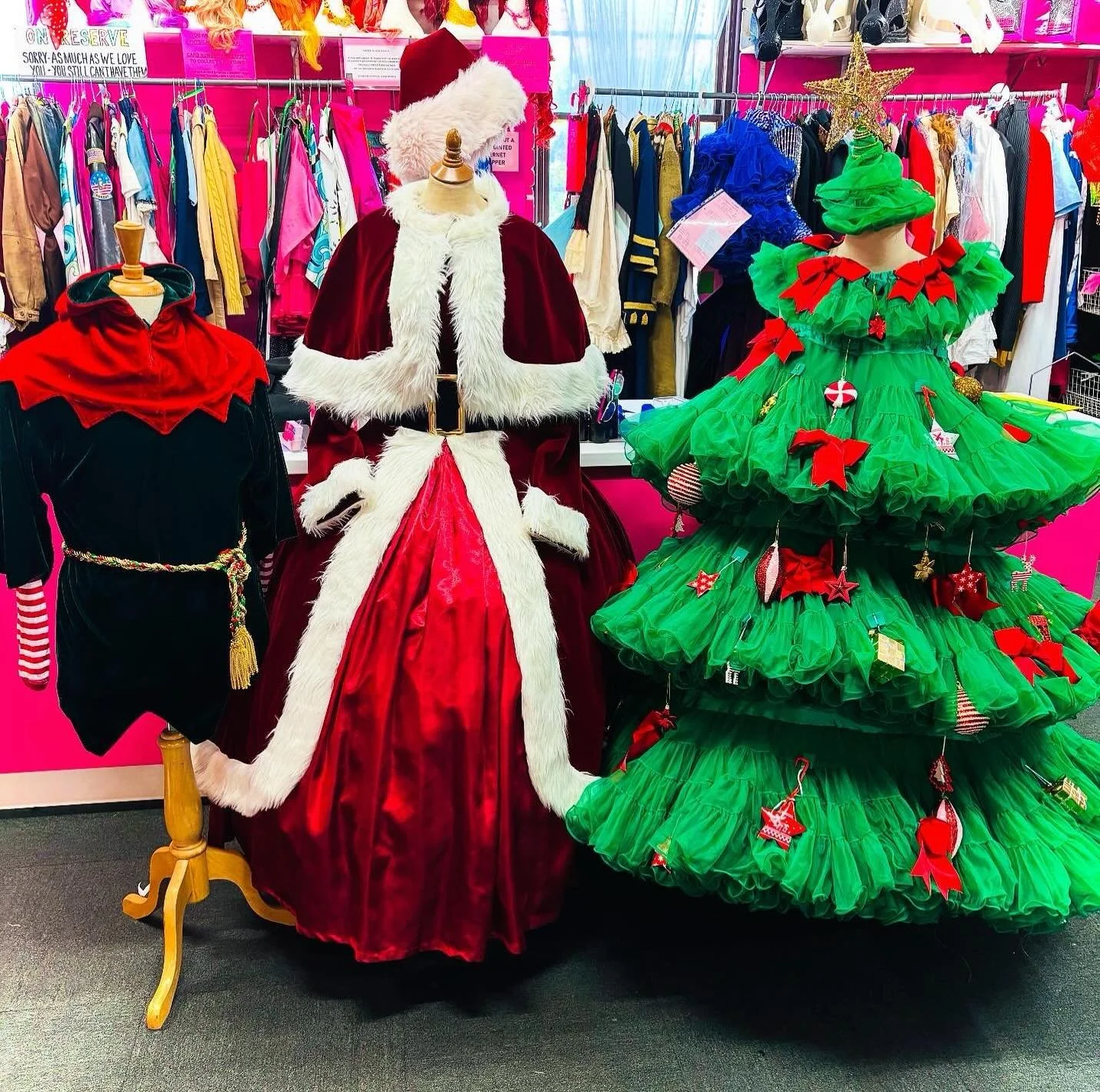 🎶 It&rsquo;s Beginning to look a lot like Christmas 🎶 🎄. Time to get those Christmas party outfits sorted! #christmastreedressforthewin