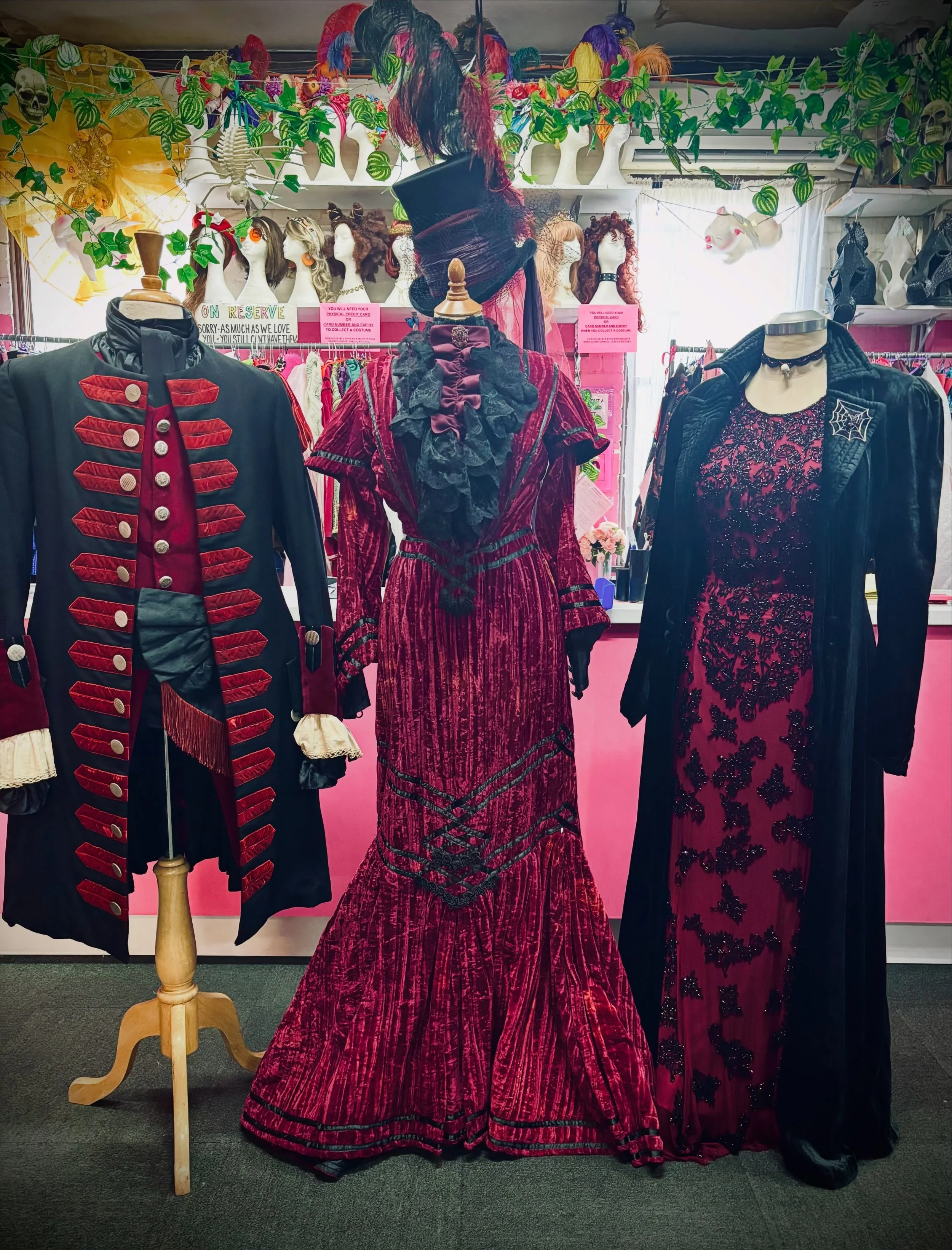 Halloween in 17 days&hellip;. But who&rsquo;s counting? 🧛&zwj;♀️🧛&zwj;♂️🧛🧛&zwj;♂️🧛&zwj;♀️🧛🧛&zwj;♂️🧛&zwj;♀️🧛🧛&zwj;♂️🧛&zwj;♀️🧛🧛&zwj;♀️🧛&zwj;♂️🧛