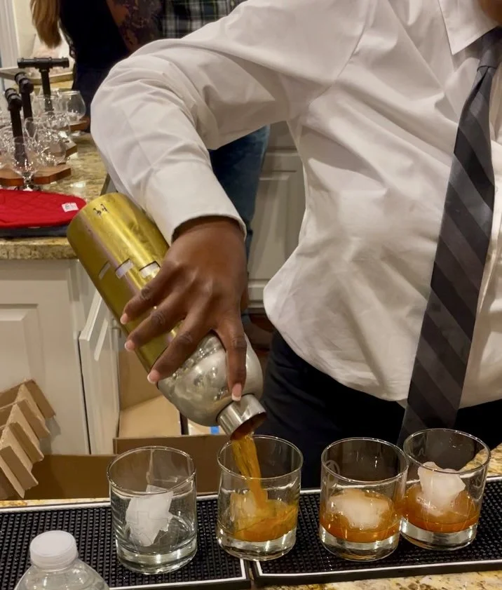 DFW Bartender 01.jpg