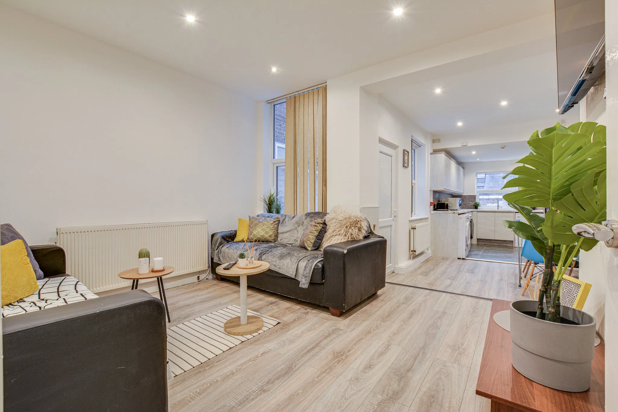 45 Cawdor Road