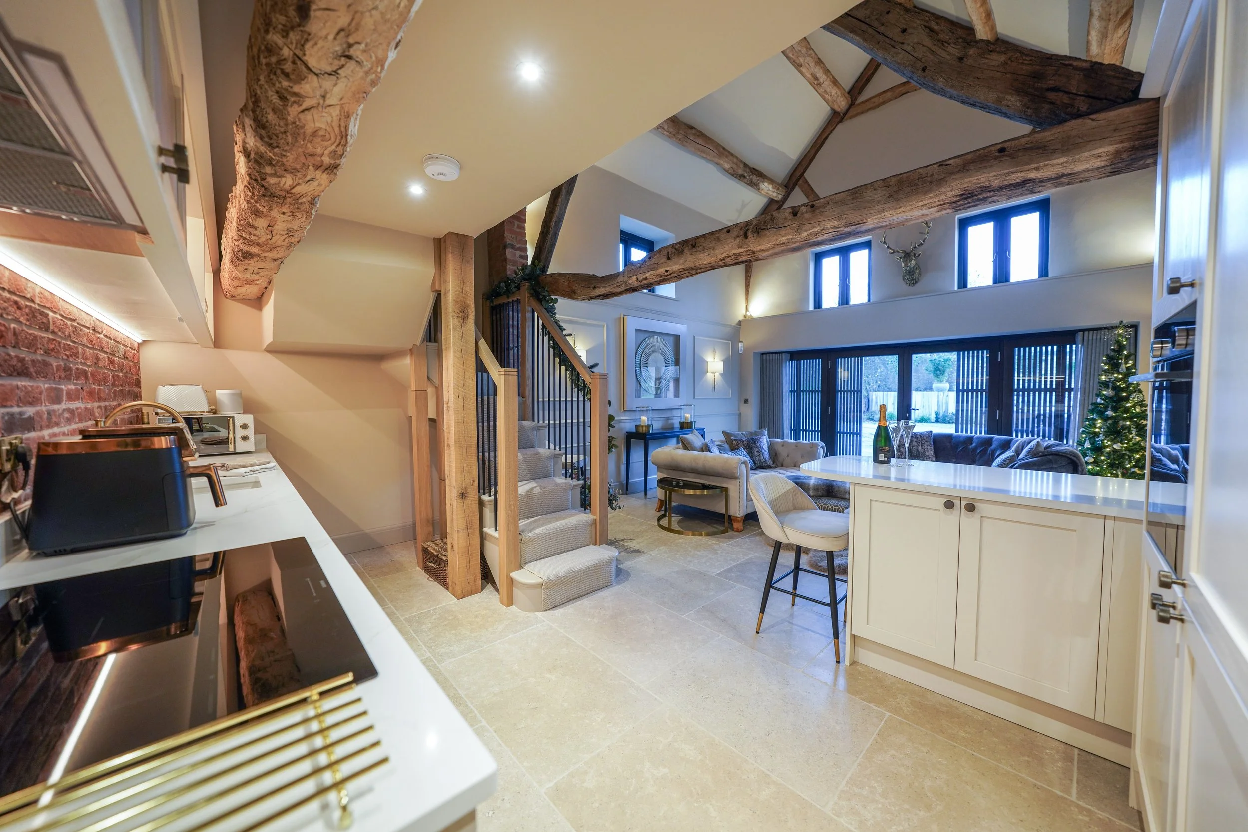 Peacock Farm Barn - kitchen to lounge pic.jpg