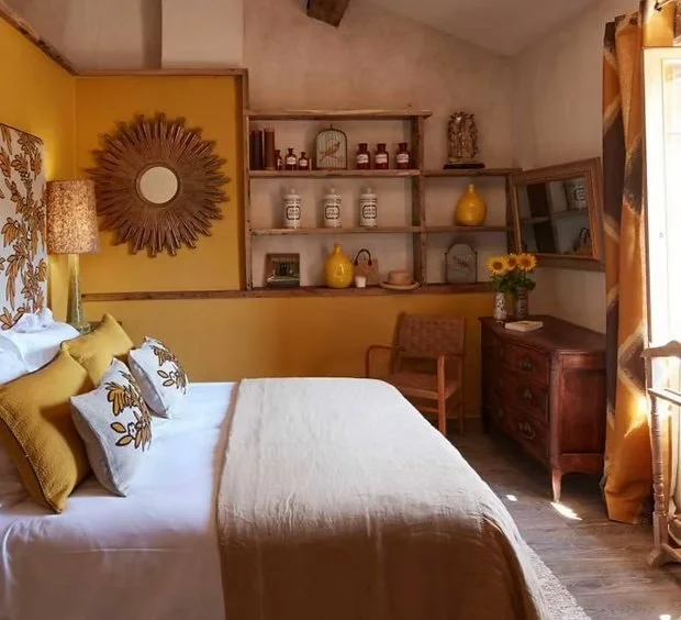 elitis bedroom copy.jpeg