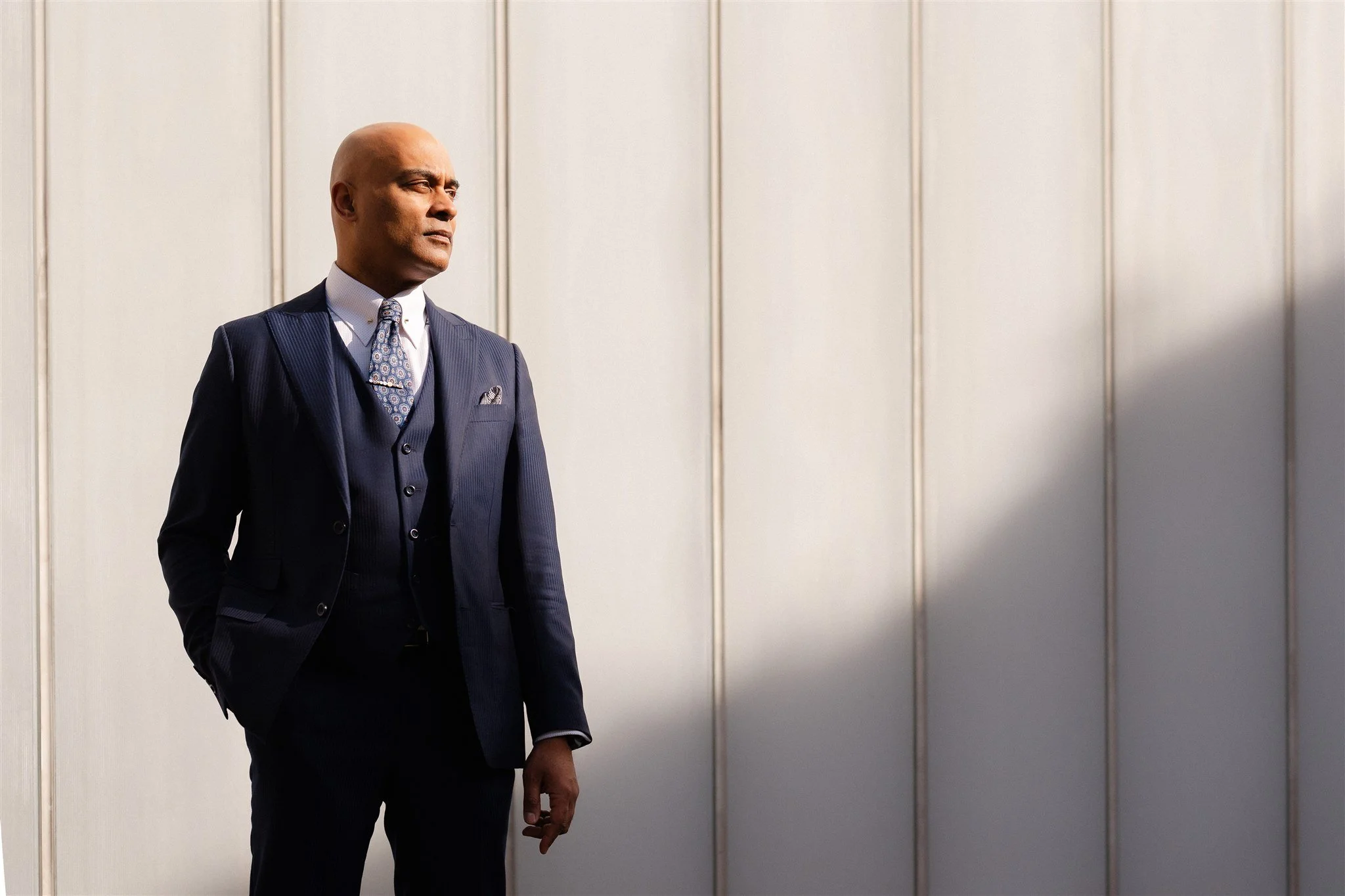 Roberto Revilla: Bespoke Tailoring for International Lifestyles