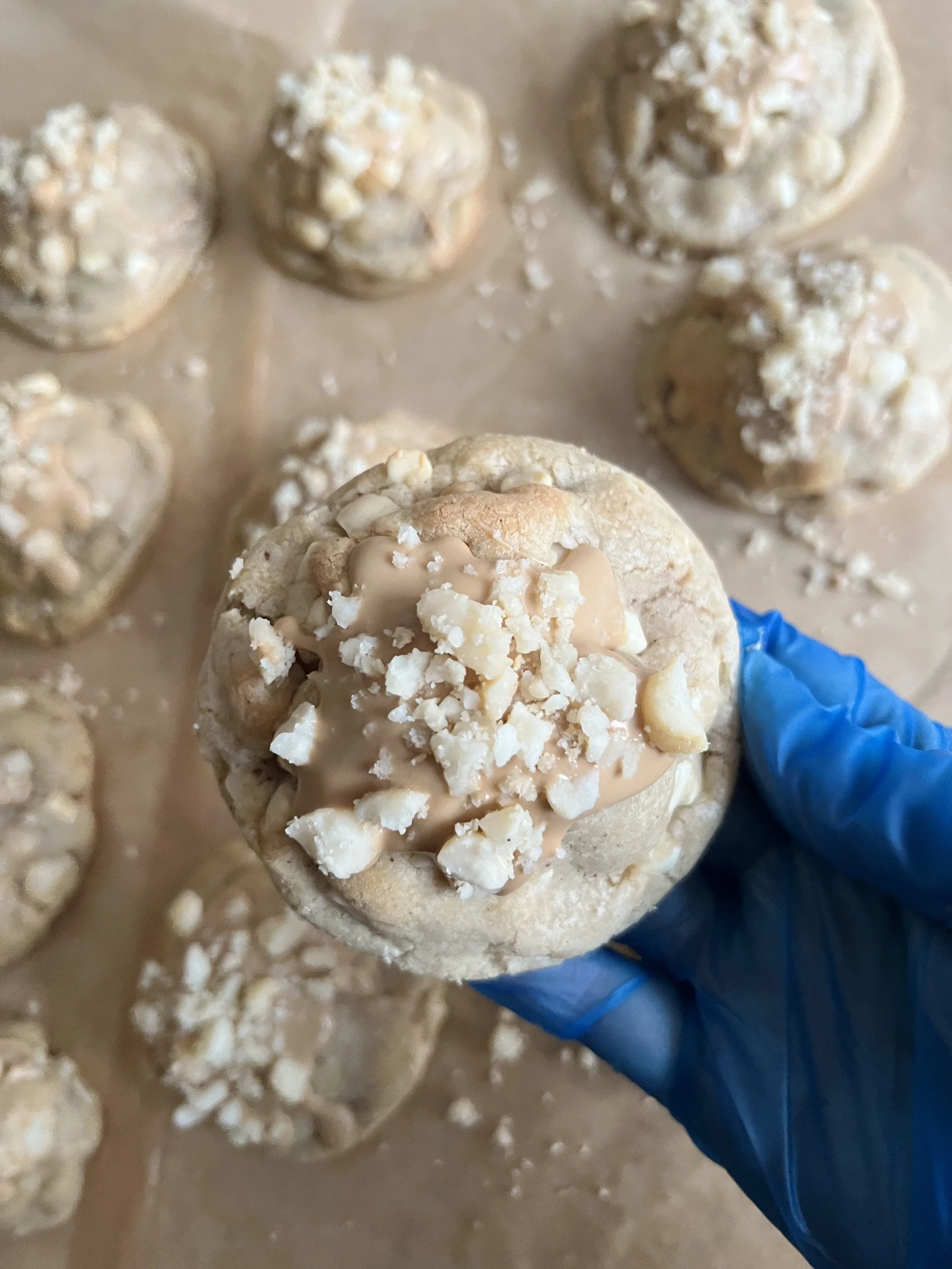 Macadamia Mama cookie