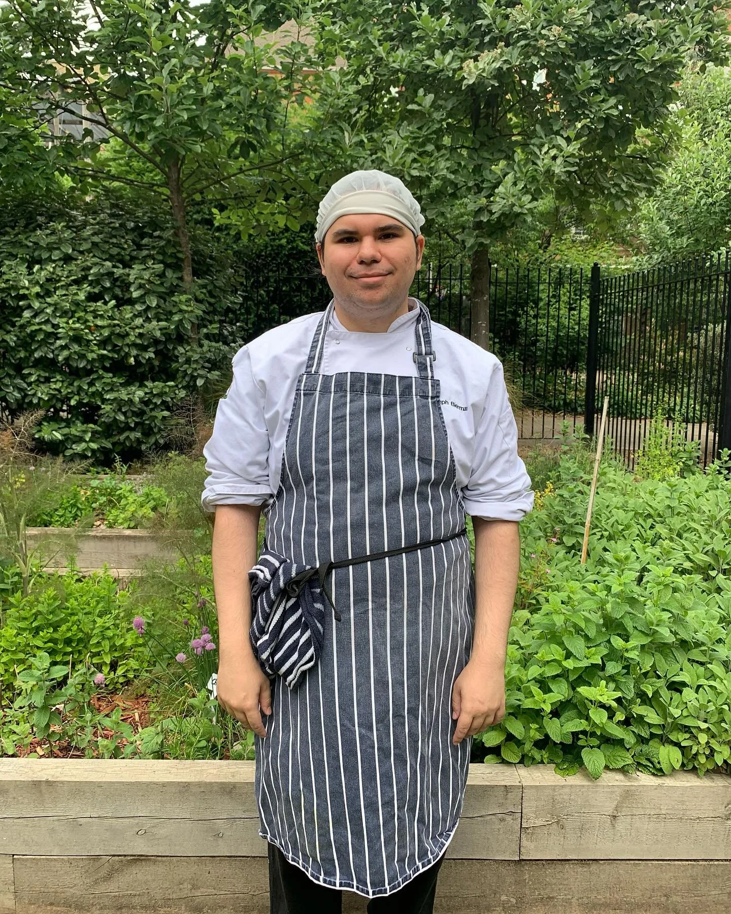 This Friday! 👀

Joseph&rsquo;s &lsquo;Modern European Fusion&rsquo; Takeover Menu.

Join us at OKN1 on Friday 23rd May for an innovative Student Kitchen Takeover curated by Joseph. This eight-course tasting menu blends classical techniques with cont
