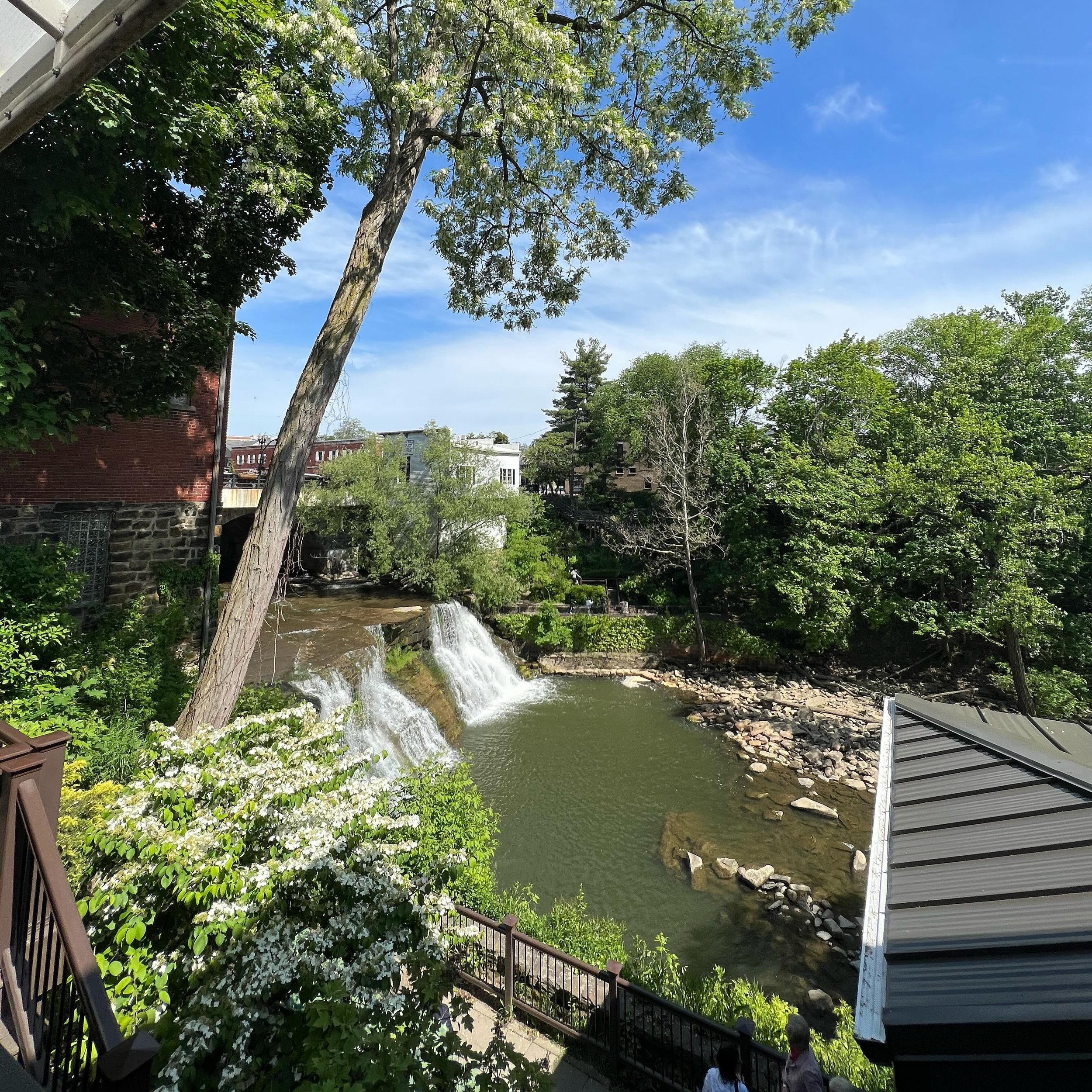 It&rsquo;s a beautiful day in Chagrin Falls&hellip; so don&rsquo;t forget to stop by some of our favorite local shops after your appointment! We have a surprise coming soon to help you discover more of all the wonderful small businesses in downtown C