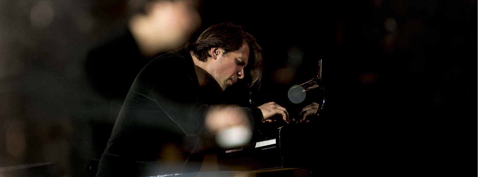 "Les adieux" : Mark Taratushkin, Klavier