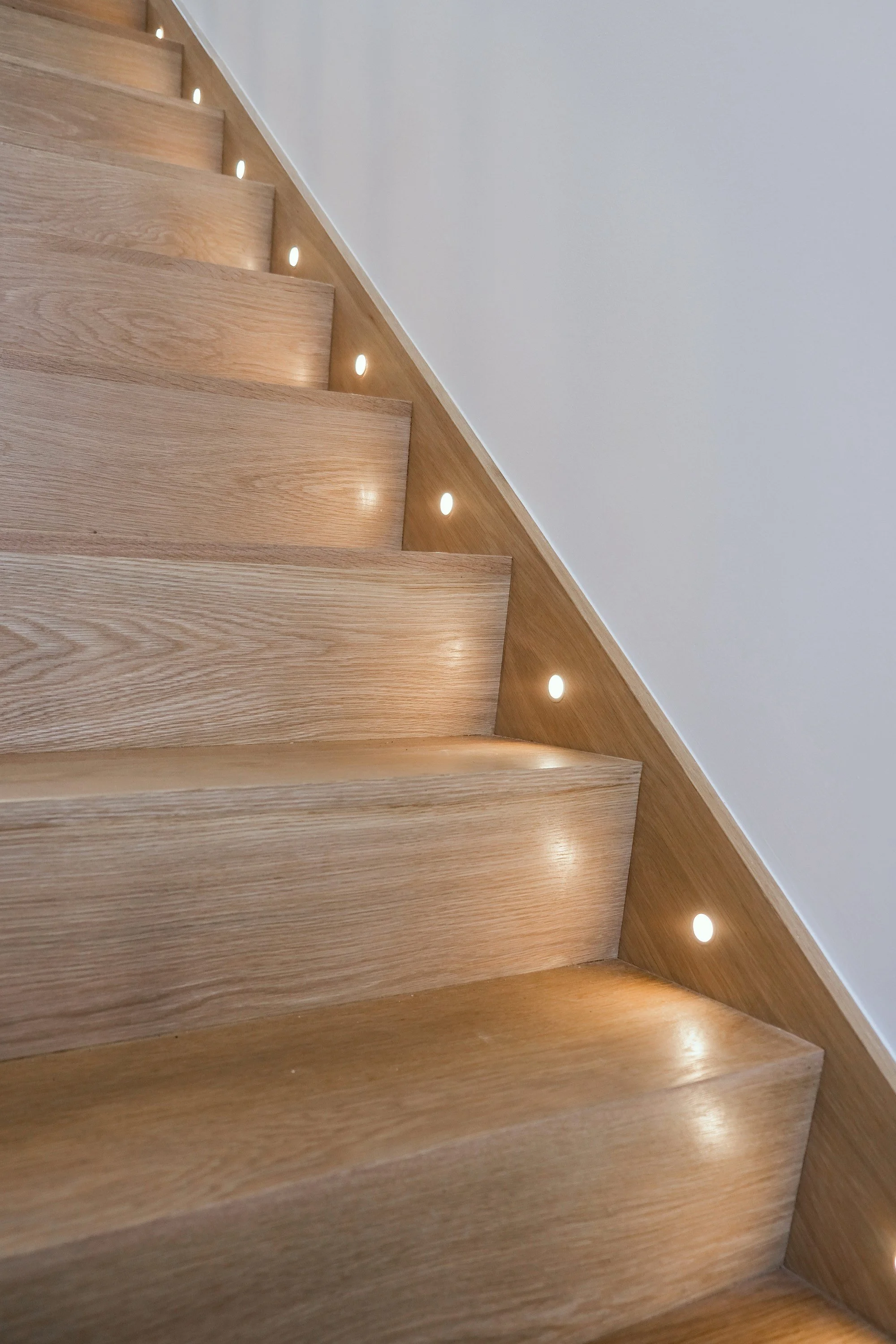 Junction House | 2023 | Toronto - Staircase Lighting Detail