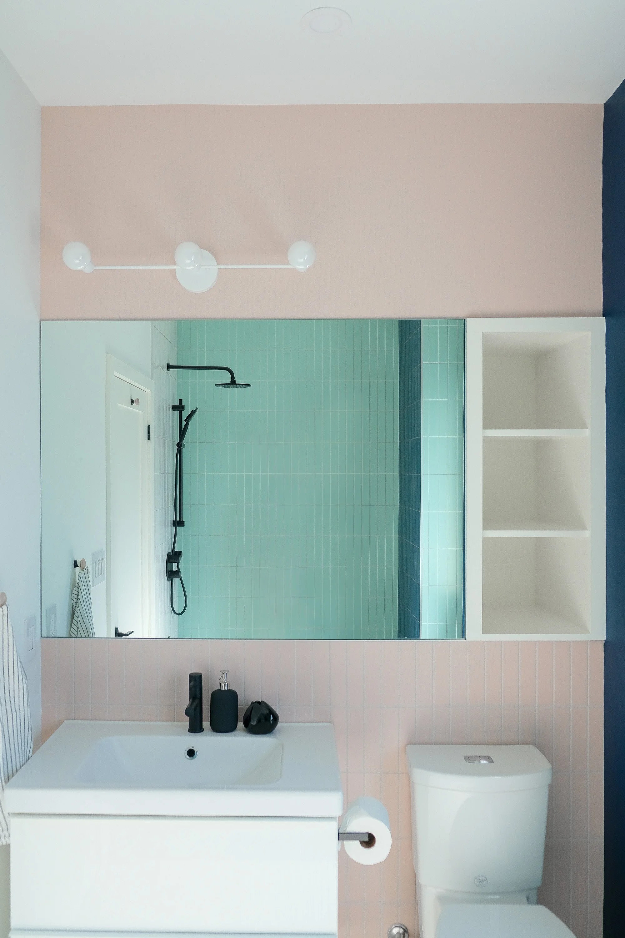 Junction-Toronto-Modern-Bathroom-Tile-Renovation.jpg