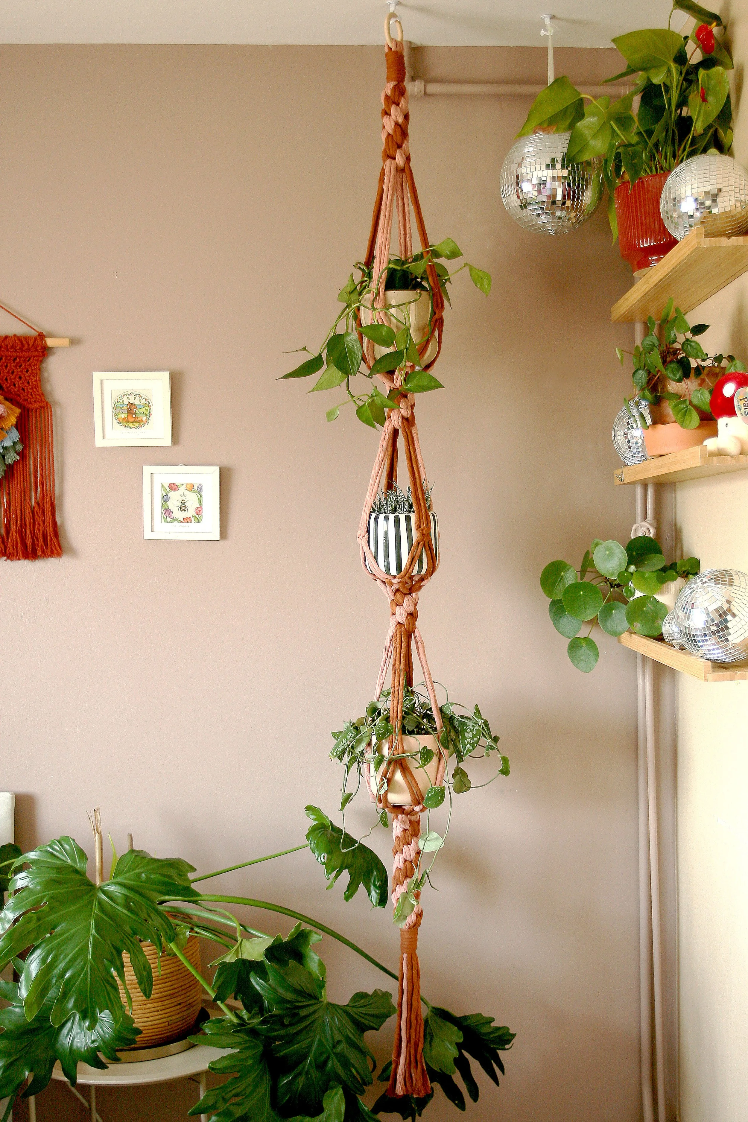 Joy Drop - Colour Pop Three-Tier Macrame Hanger – Pink & Rustic Red – Limited Edition