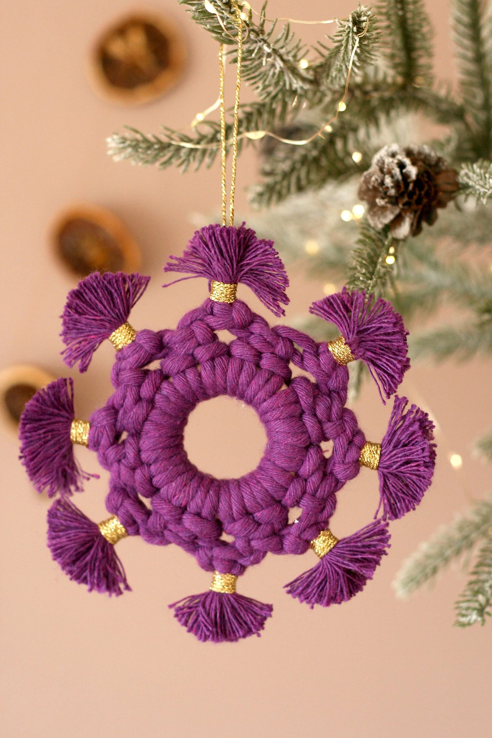 Christmas_Tree_Decorations_Handmade_Star_Purple.jpg