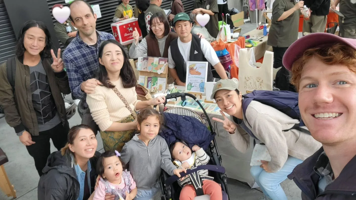 11/2はお休みでした✨
友達がマーケットに出展するとのことでみんなで応援しにいってきました💕
かわいかった～！
みんなの人生をいっしょに励ましてあっていけるファミリーがいてほんとに感謝です✨
チャーチがお休みでも結局集まっちゃう😂👍