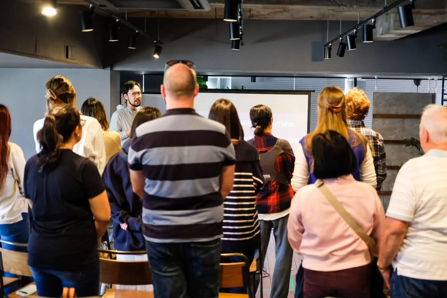 先週日曜日はサンクスギビングでした✨
神様からたくさん受け取ったあとは皆でワイワイお腹いっぱいなるまで楽しみました😂✨️
こうやって誰かが準備してチャーチをたてあげてくれてることに感謝です✨
みなさんが感謝してることはなんですか？😊

#internationalcommunity 
#church 
#internationalchurchinjapan 
#internationalchurchinosaka 
#kidschurch 
#familycommunity 
#thanks