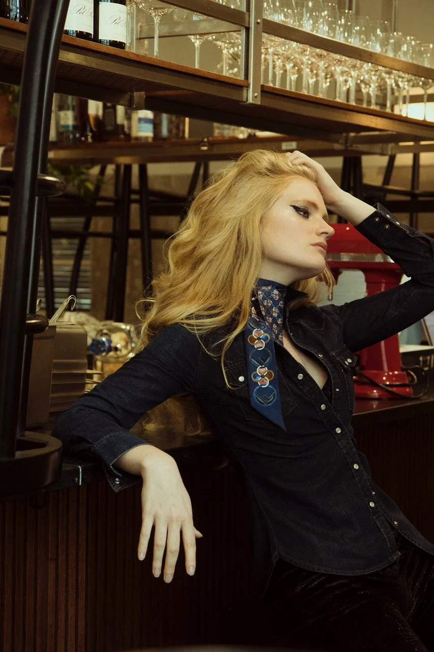 Daria Alexandrova by Stéphanie Renoma