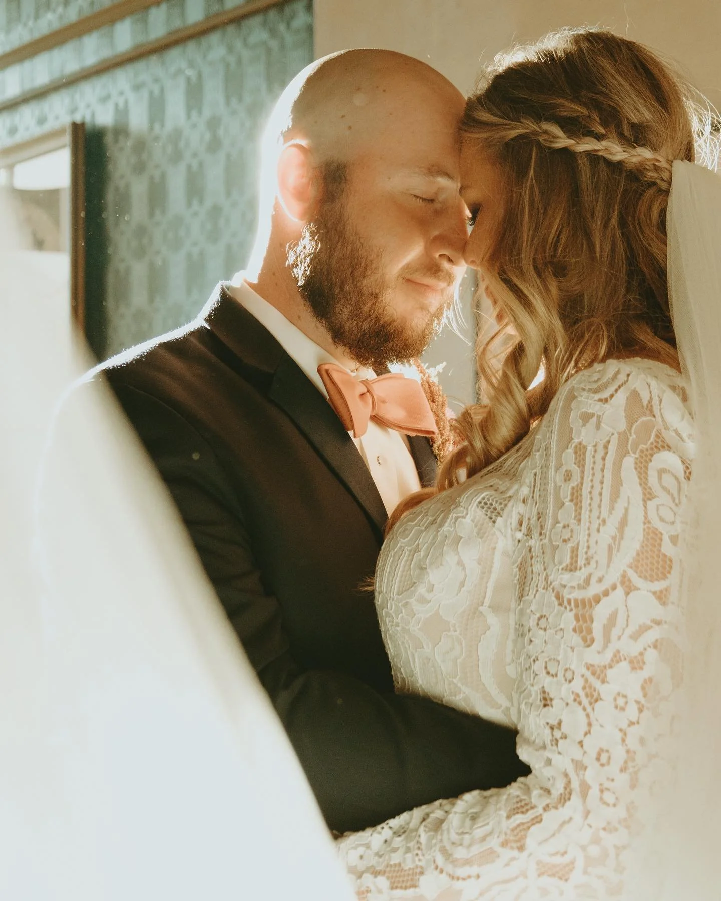 joey and jess window.jpeg