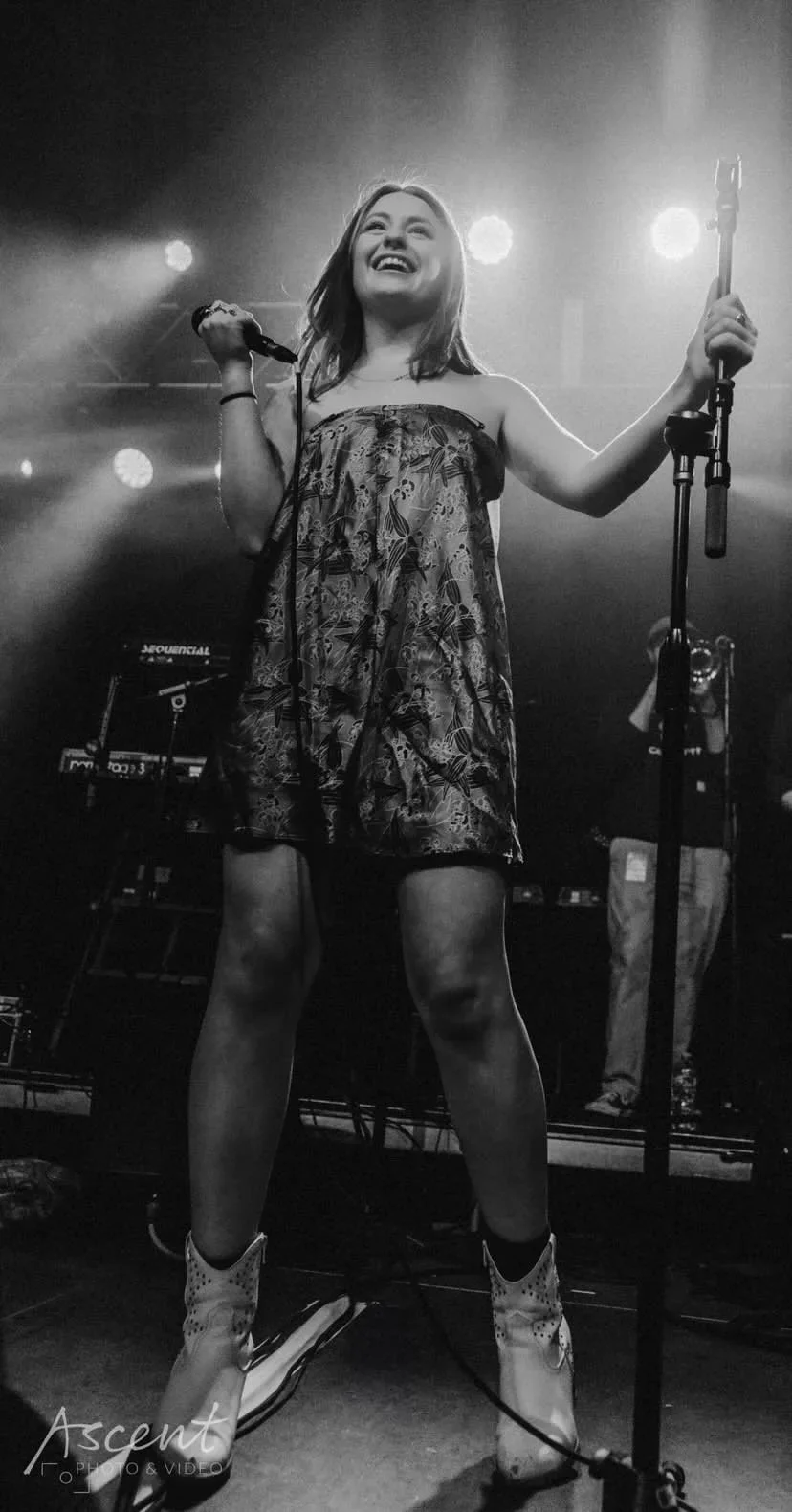 Live Music: Grace Palmer