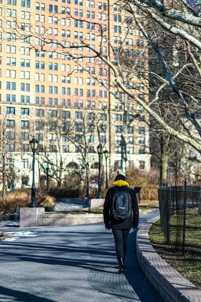 Anxious Attachment in Relationships: Why You Fear Losing Someone You Love