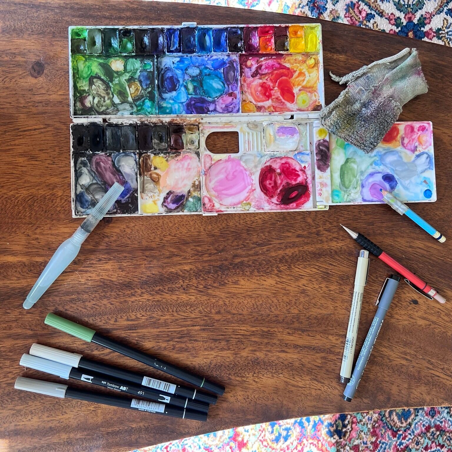 The practice of nature journaling requires a few simple tools--pencil and paper are a great place to start--and some folks love to trick out their nature journaling kit with lots of add-ons, such as watercolor palettes, brush pens, gel pens, ink pens