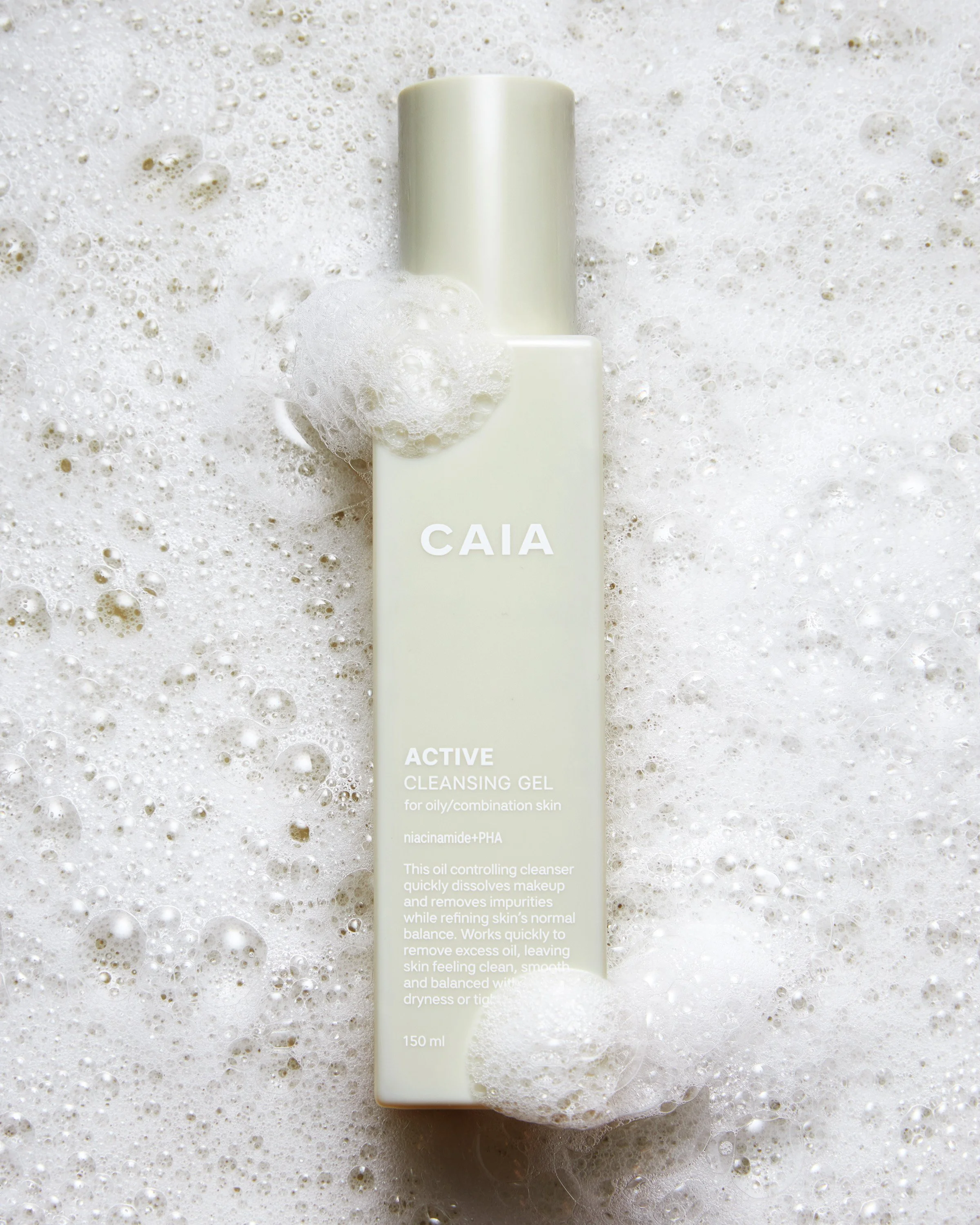 Caia_December_skincare_cleansingcreamGreen.jpg