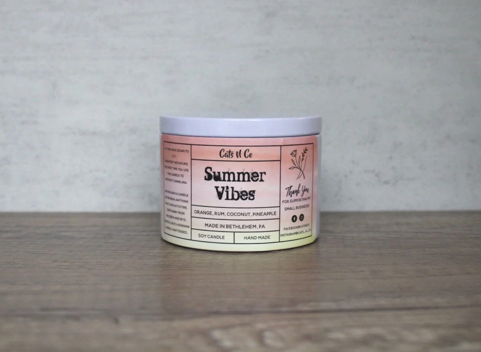 Summer Vibes scented medium candle