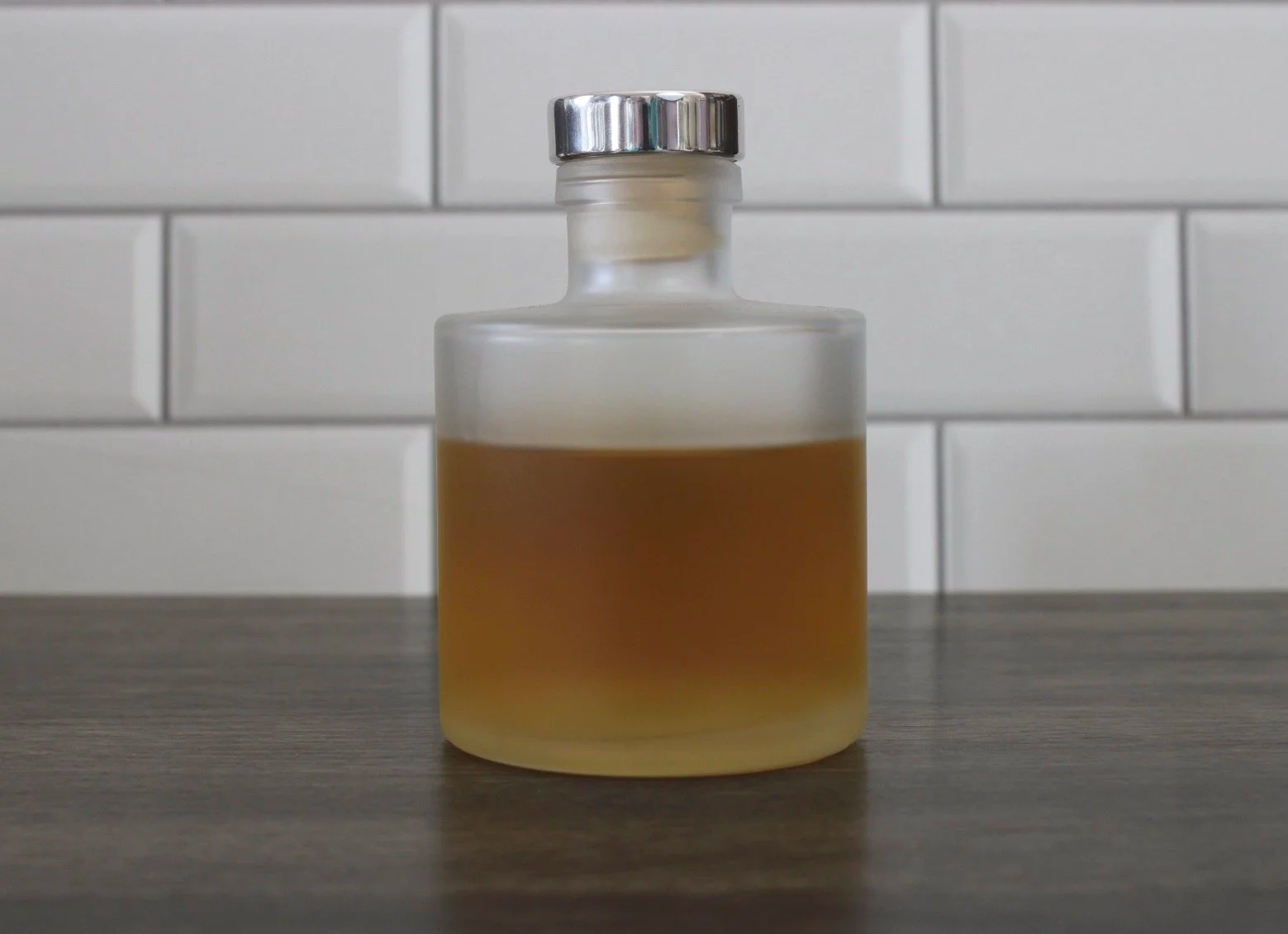 Saffron Cedarwood scented reed diffuser