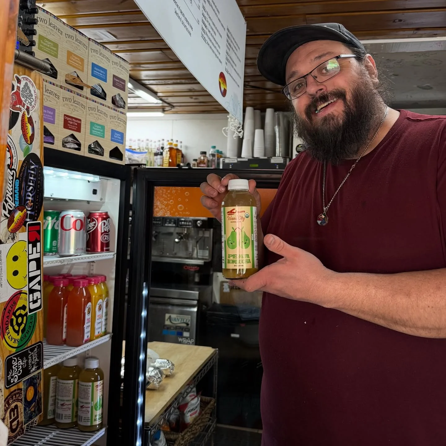 POV: you open the cooler at @redcanyoncafe and see island city staring back at you 👀 Great sandwiches. Great people. And a little gut-happy goodness while you&rsquo;re at it 🍐✨