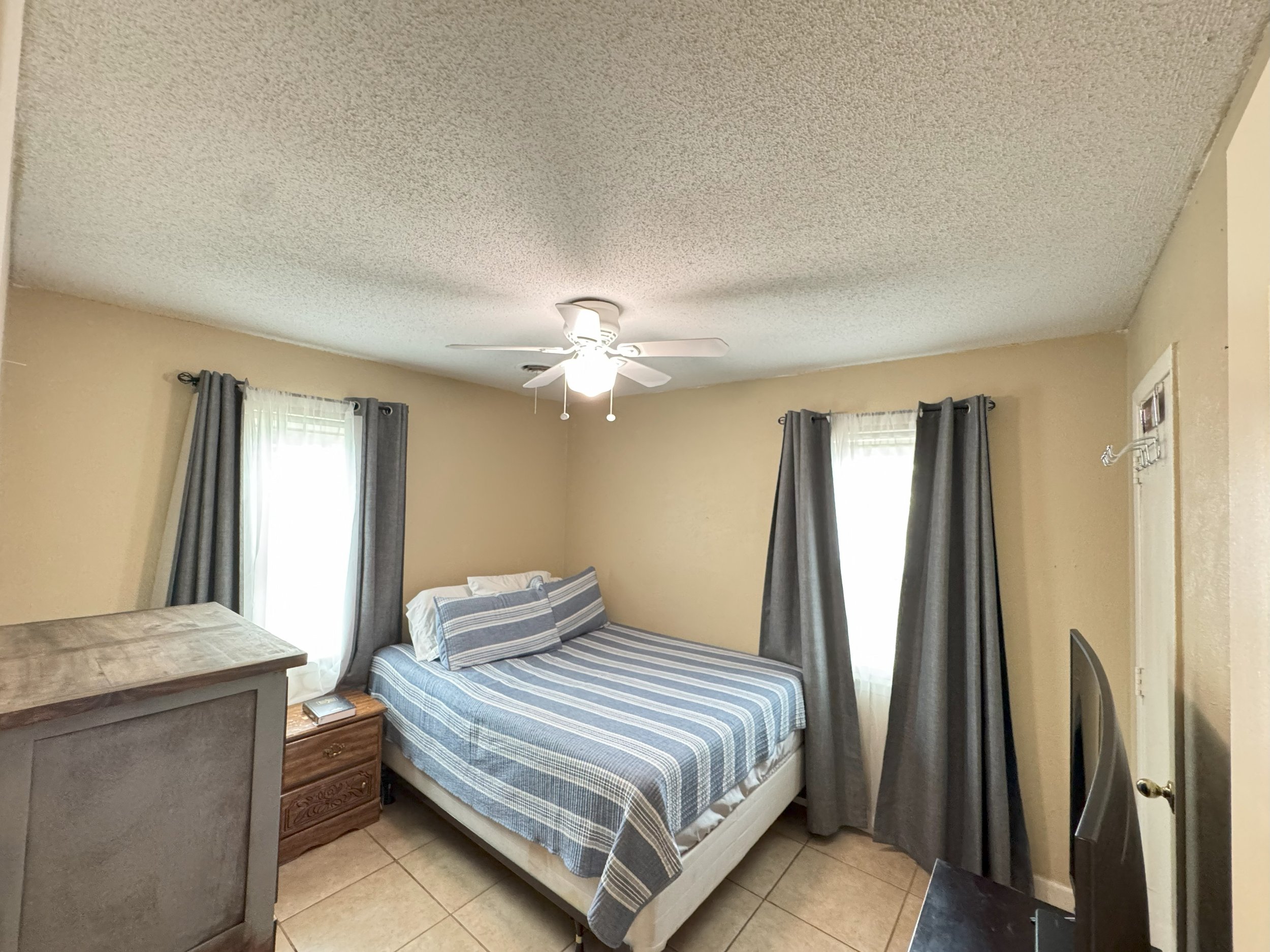 12. Bedroom 3.jpeg