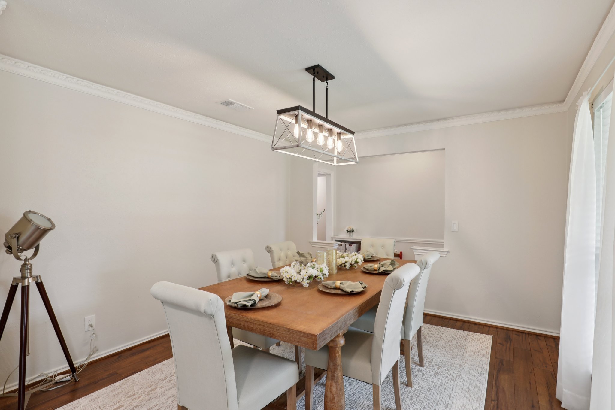 11-web-or-mls-Westlake Dr-1206-009.jpg