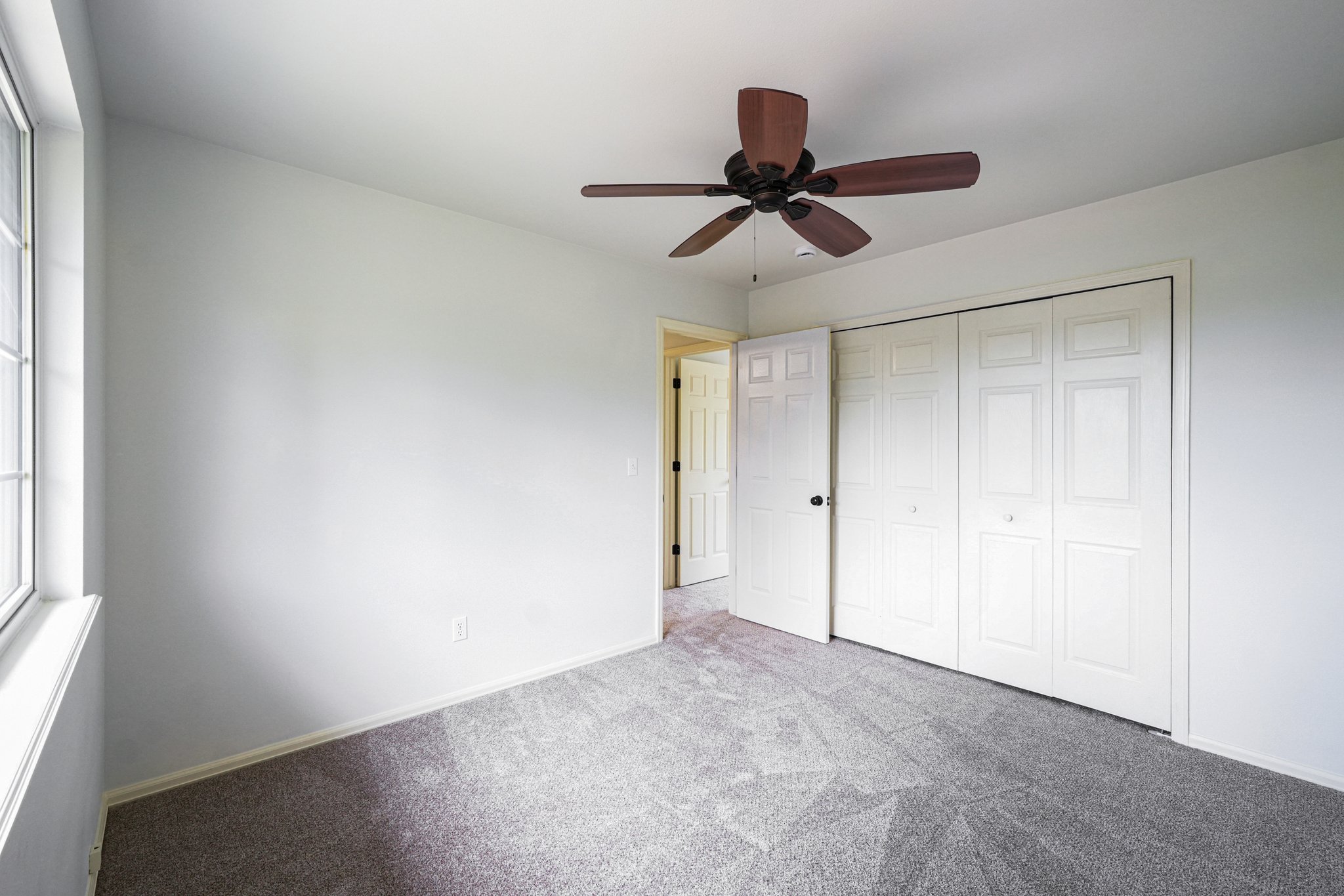 47-web-or-mls-Wimbleton Ct-S2407-047.jpg