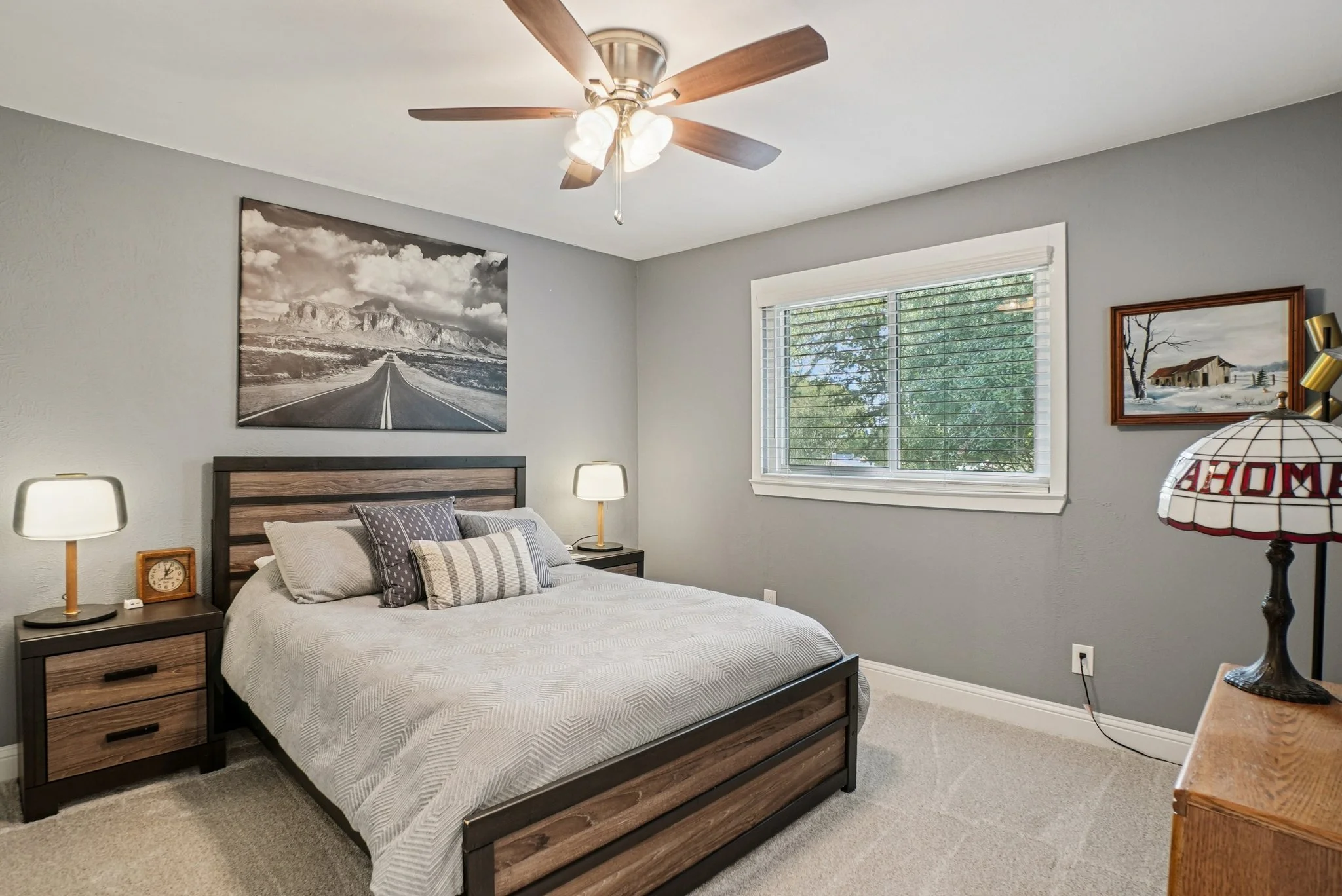 28-web-or-mls-Roxton Ct-S2410-028.jpg