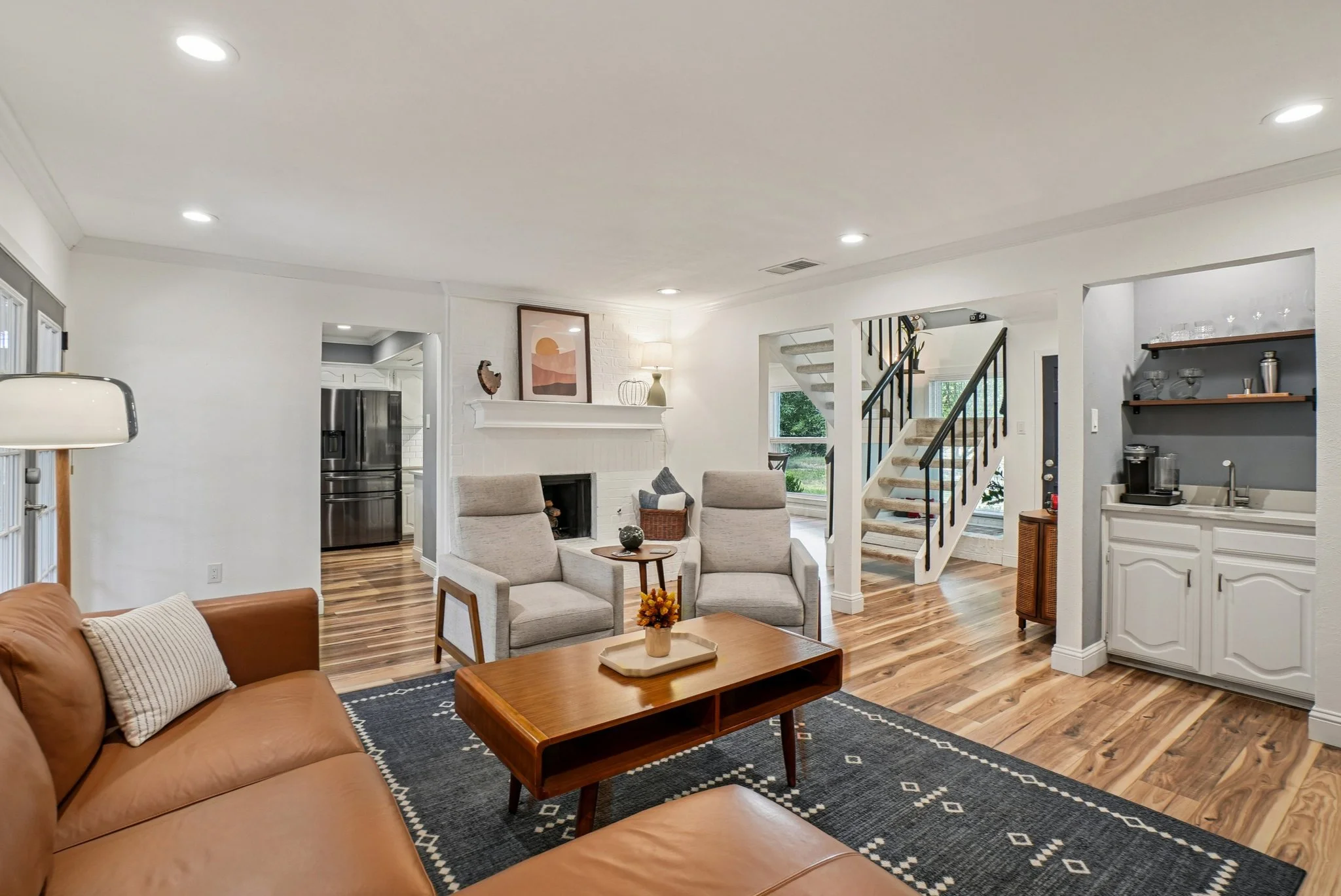 8-web-or-mls-Roxton Ct-S2410-008.jpg