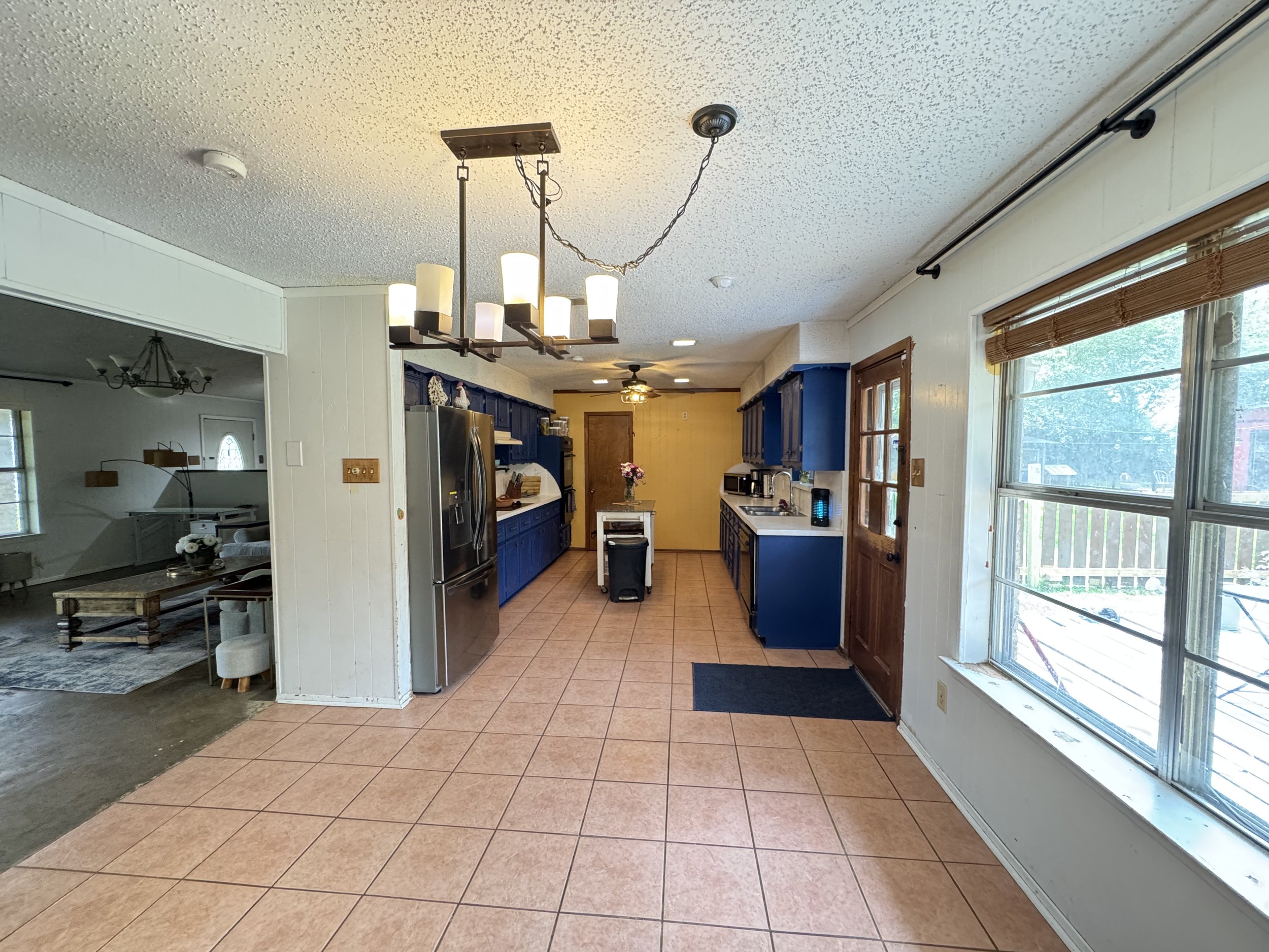 Copy of 8- Kitchen.jpeg